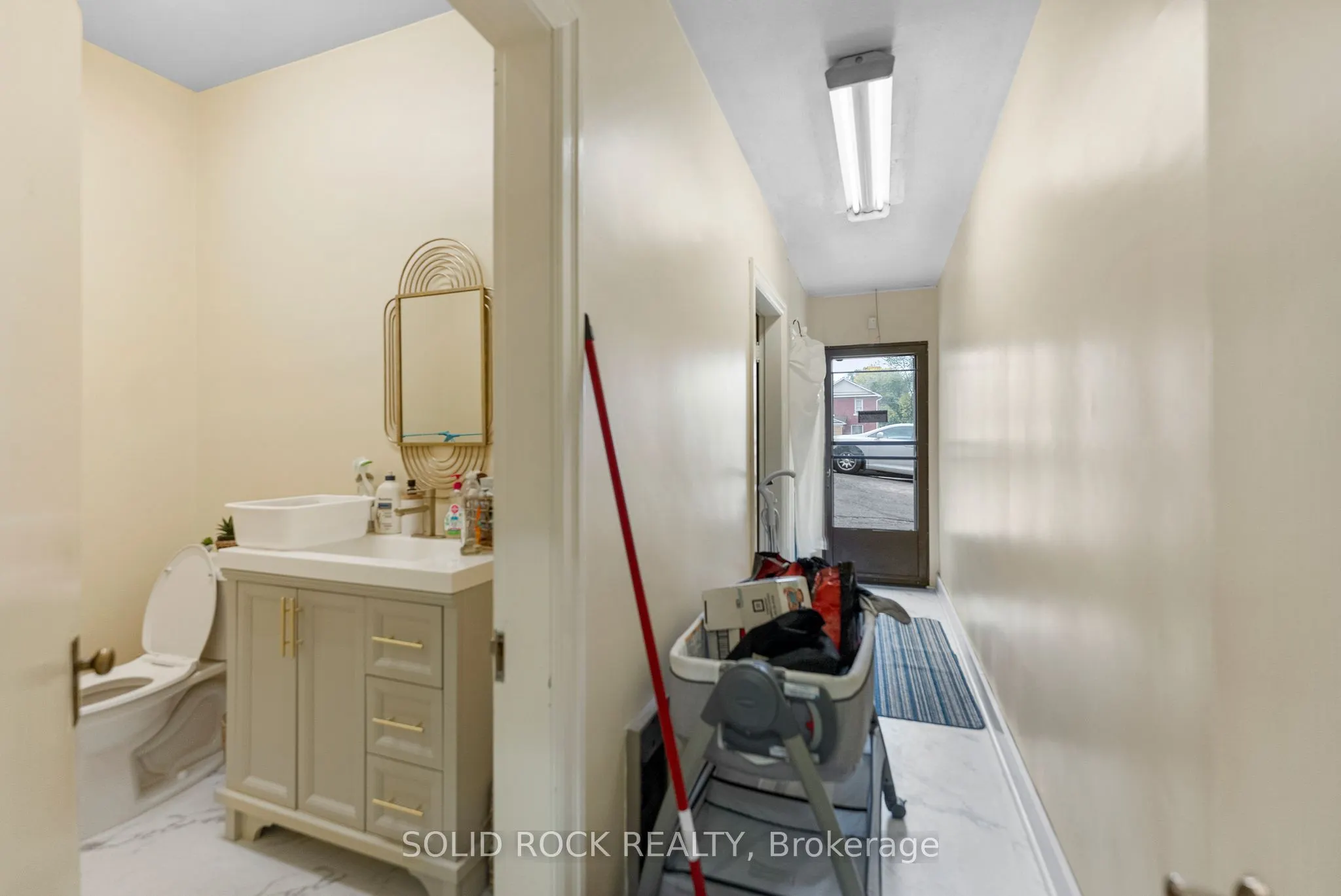 228-232 Raglan Street S