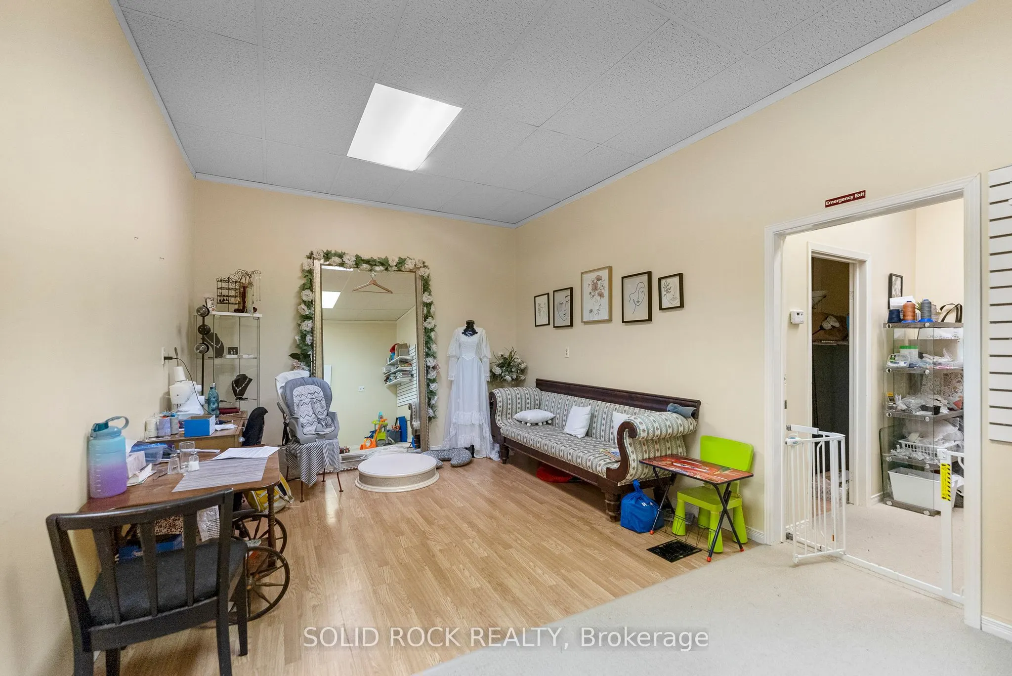 228-232 Raglan Street S