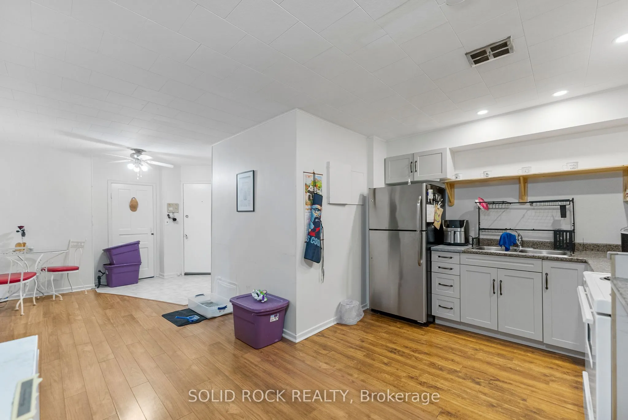228-232 Raglan Street S