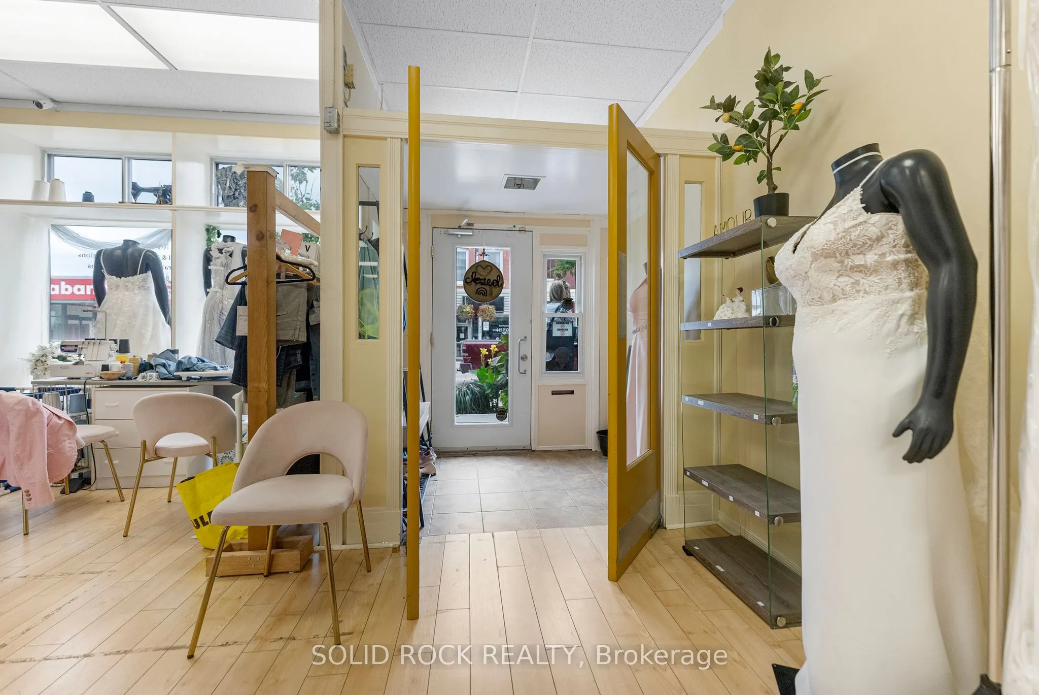 228-232 Raglan Street S