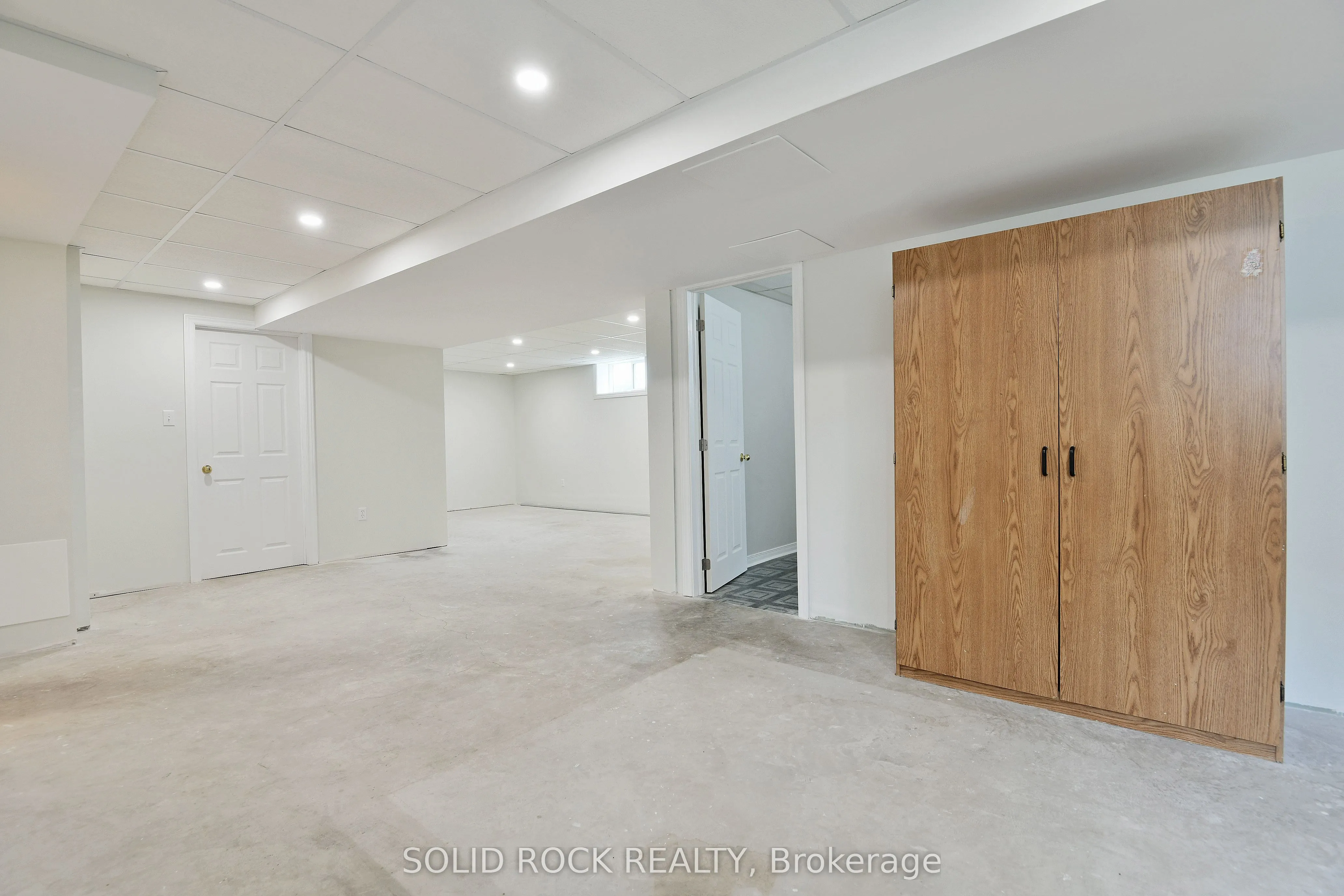 3 River Ridge Crescent
