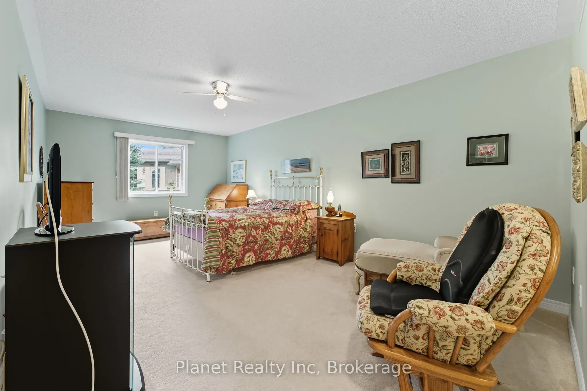 9 Village Green Drive, #0
