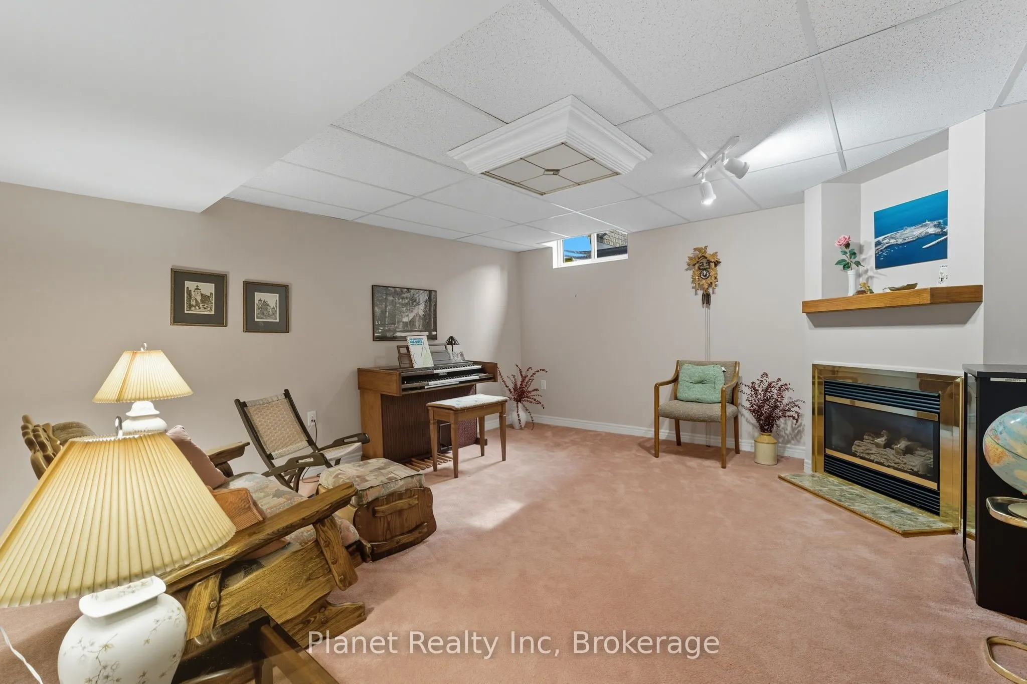 9 Village Green Drive, #0
