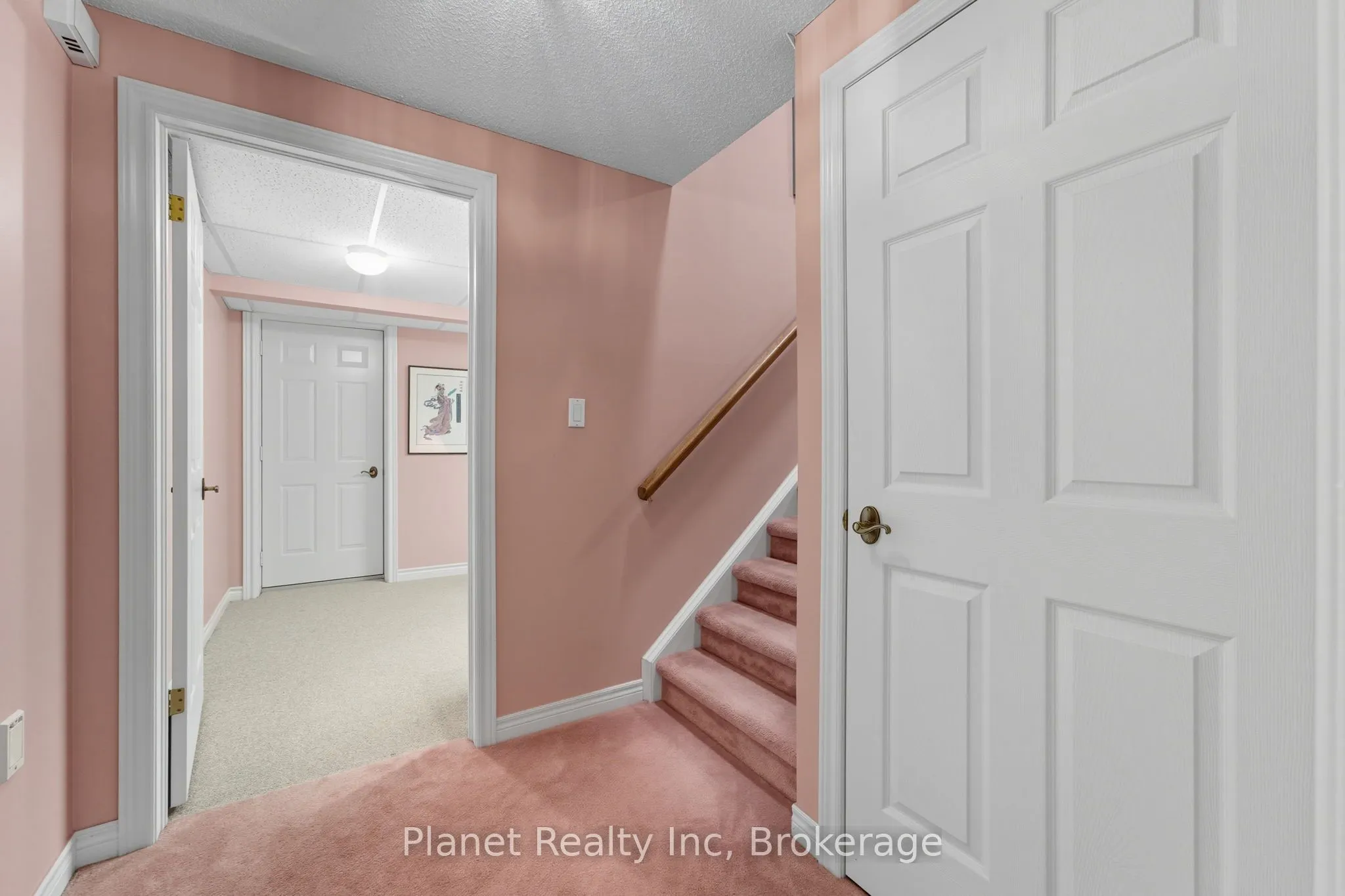 9 Village Green Drive, #0