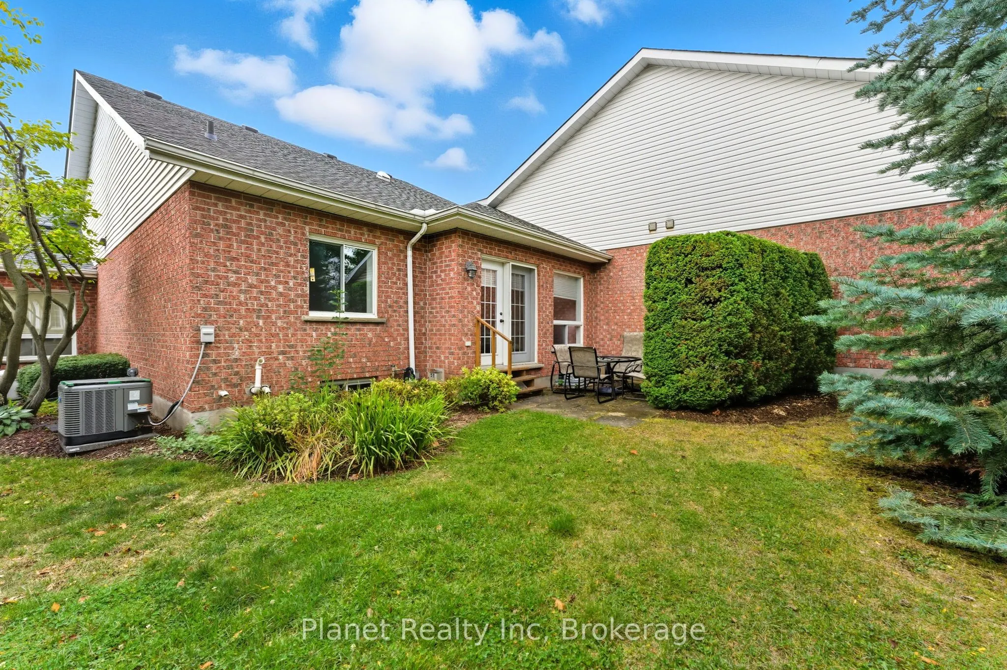 9 Village Green Drive, #0