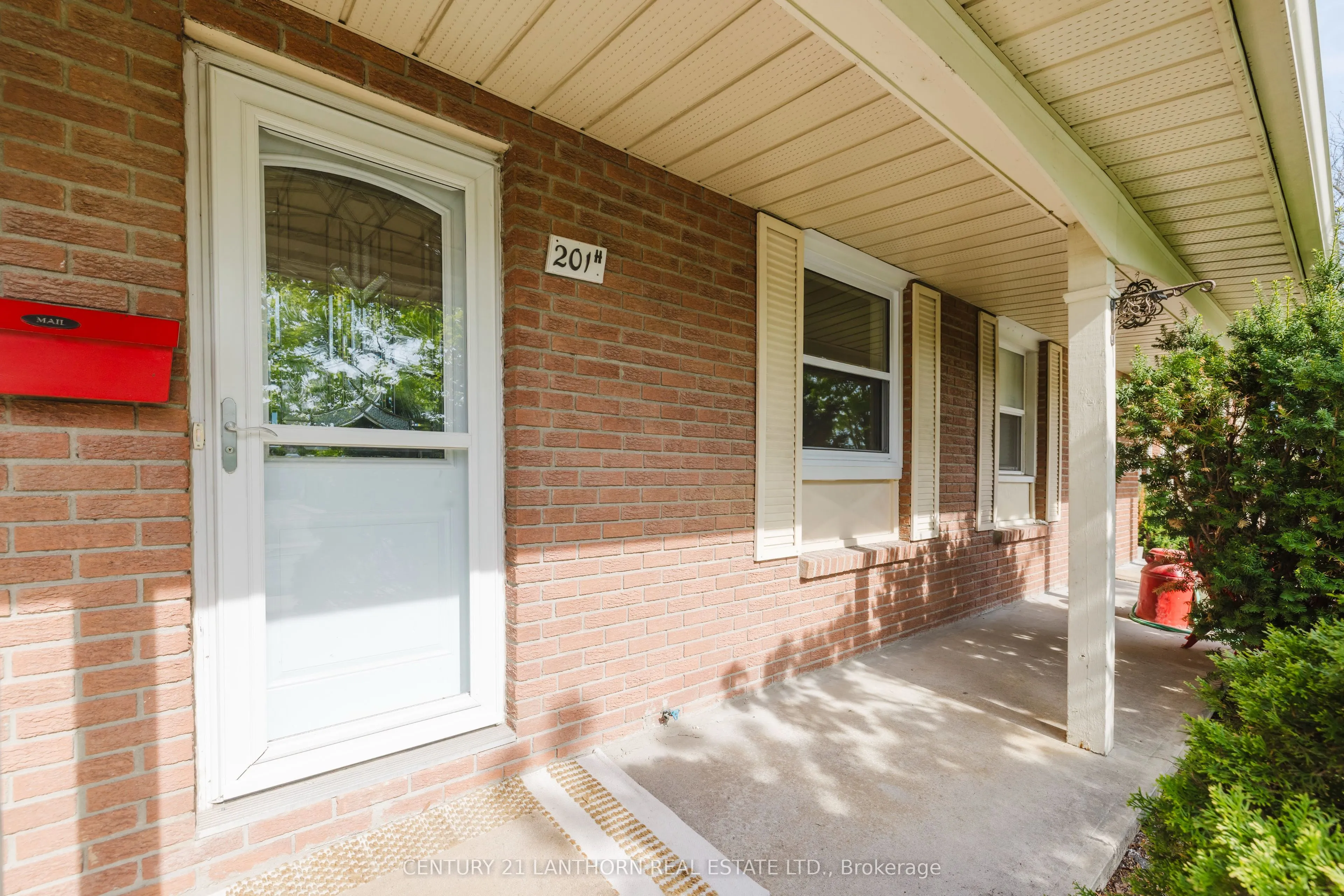 201 North Park Street, #H