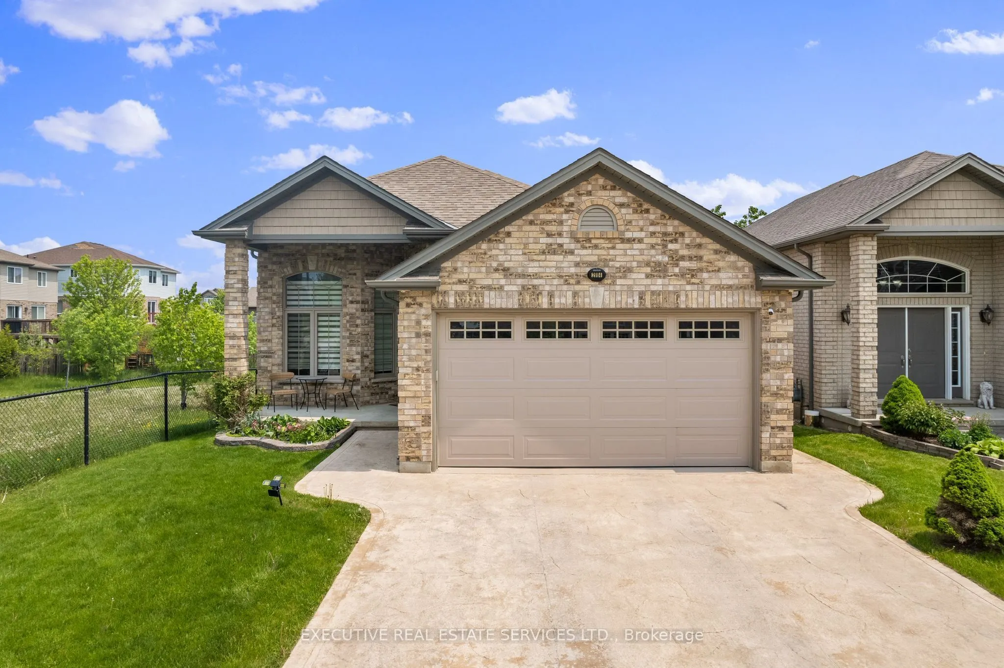 2884 DEVON Road, #Upper