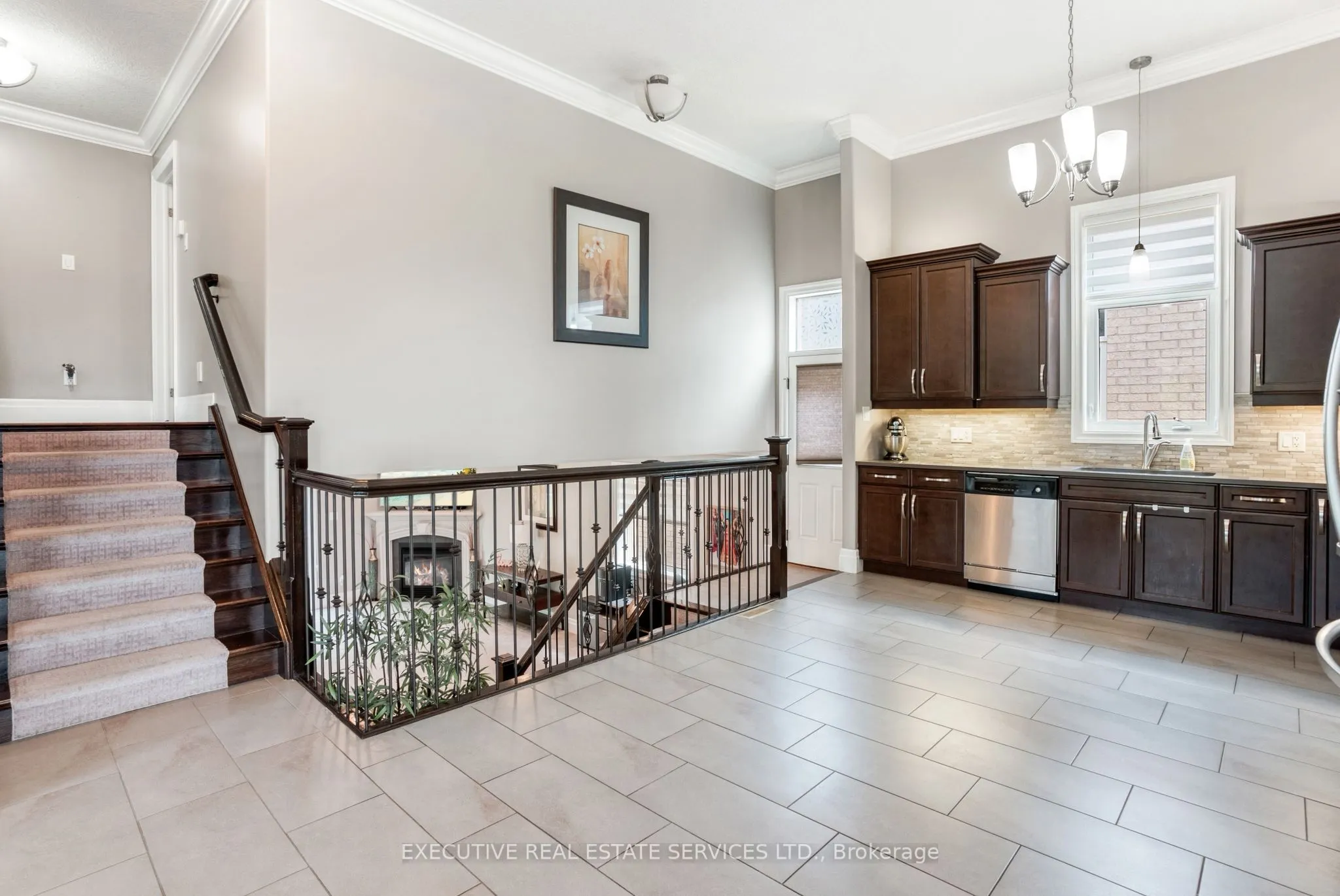 2884 DEVON Road, #Upper