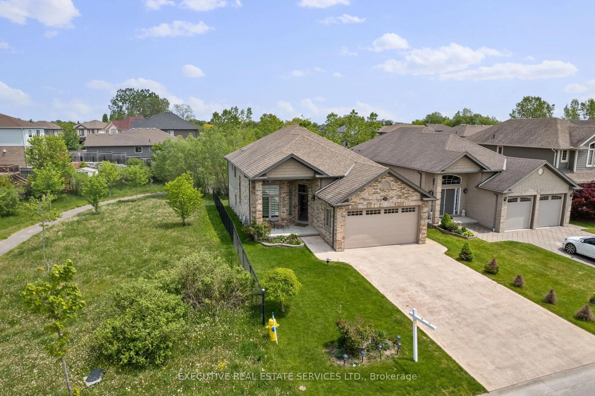 2884 DEVON Road, #Upper