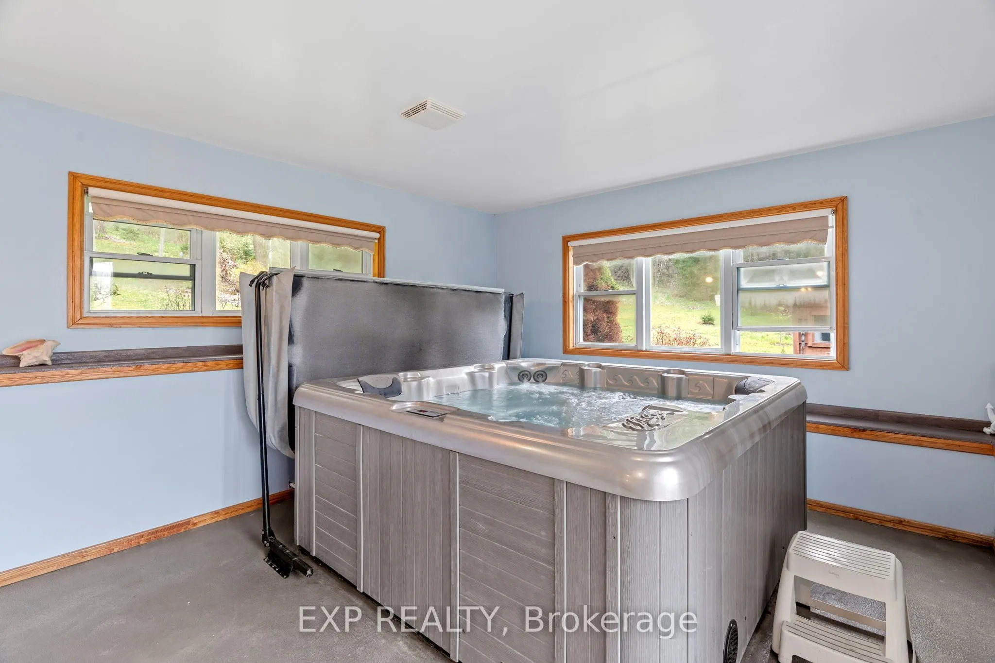 30680 Hungry Hollow Road