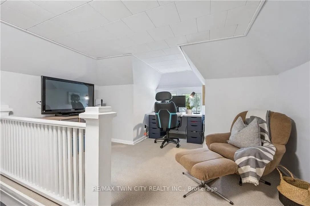 310 Kitchener Road
