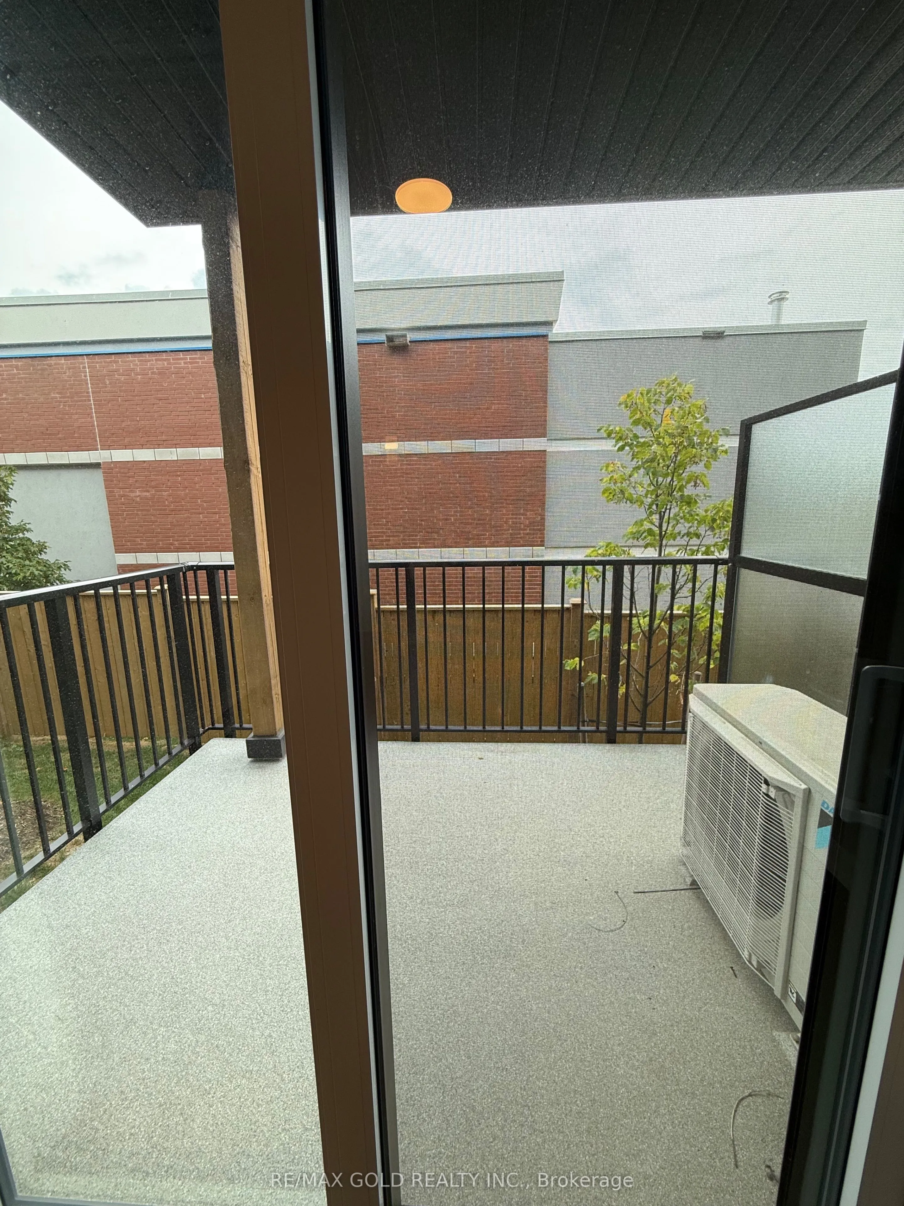 708 Woolwich Street, #210