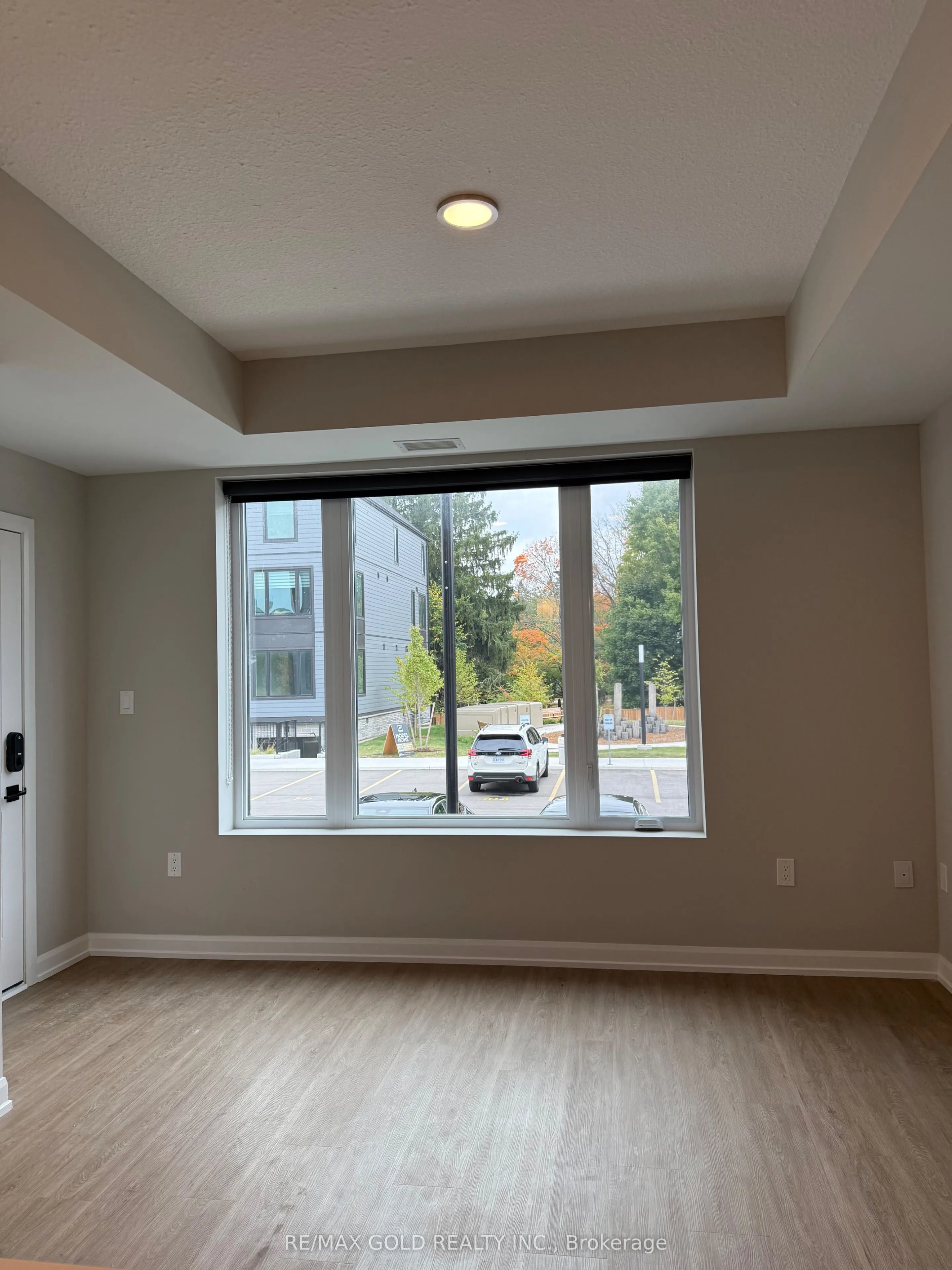 708 Woolwich Street, #210