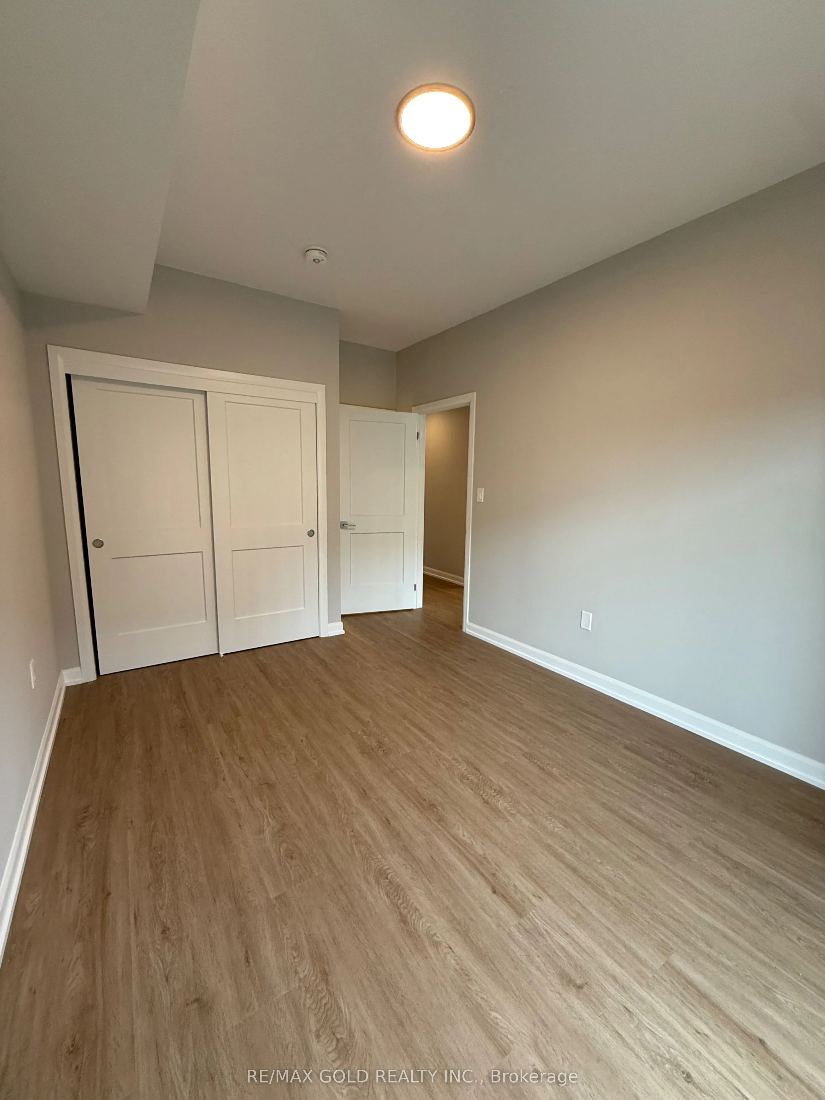 708 Woolwich Street, #210