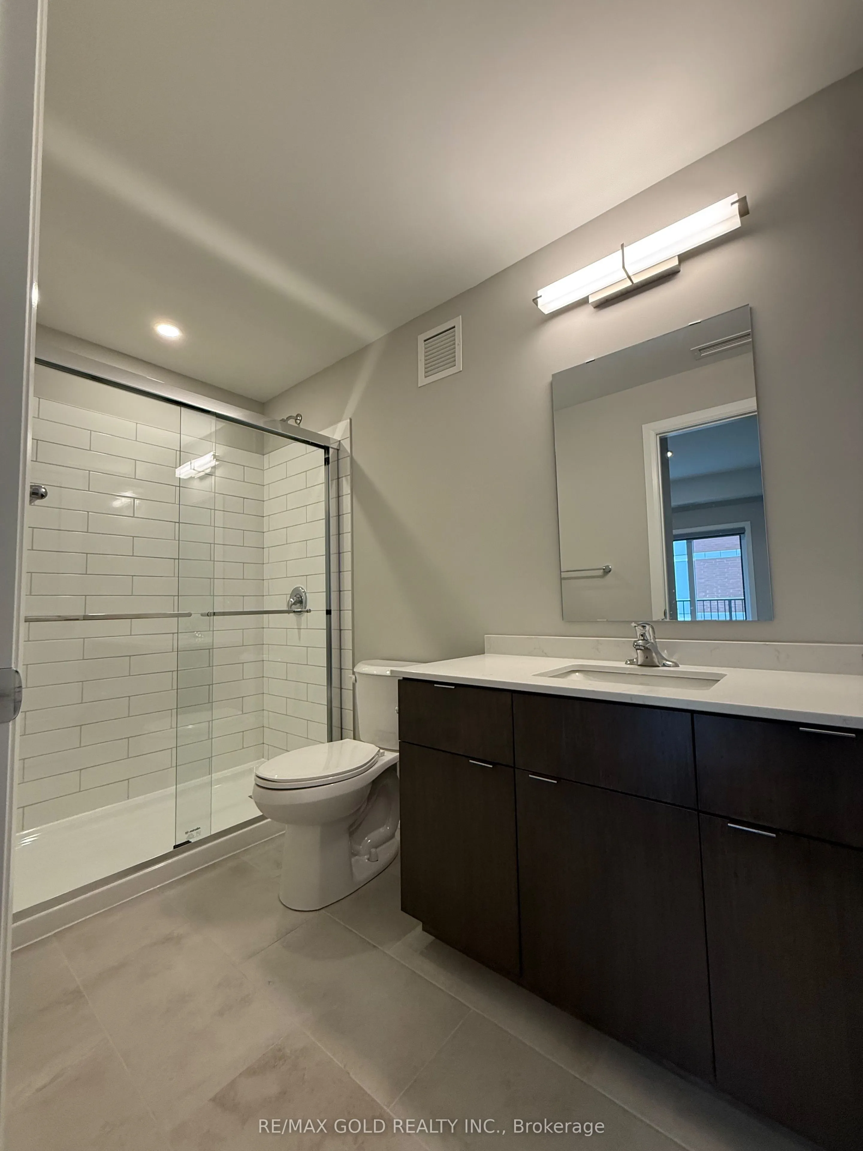 708 Woolwich Street, #210
