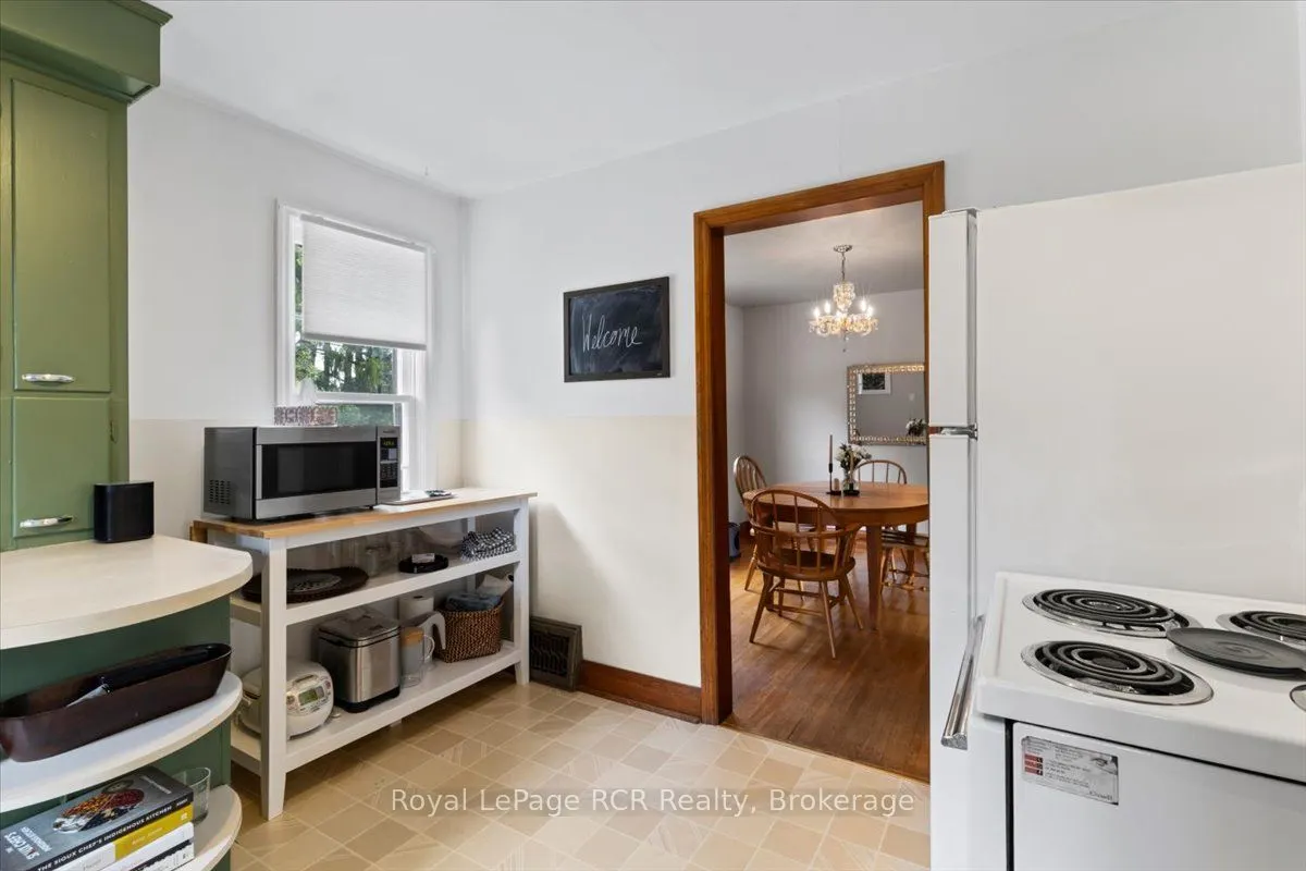76 7th Street