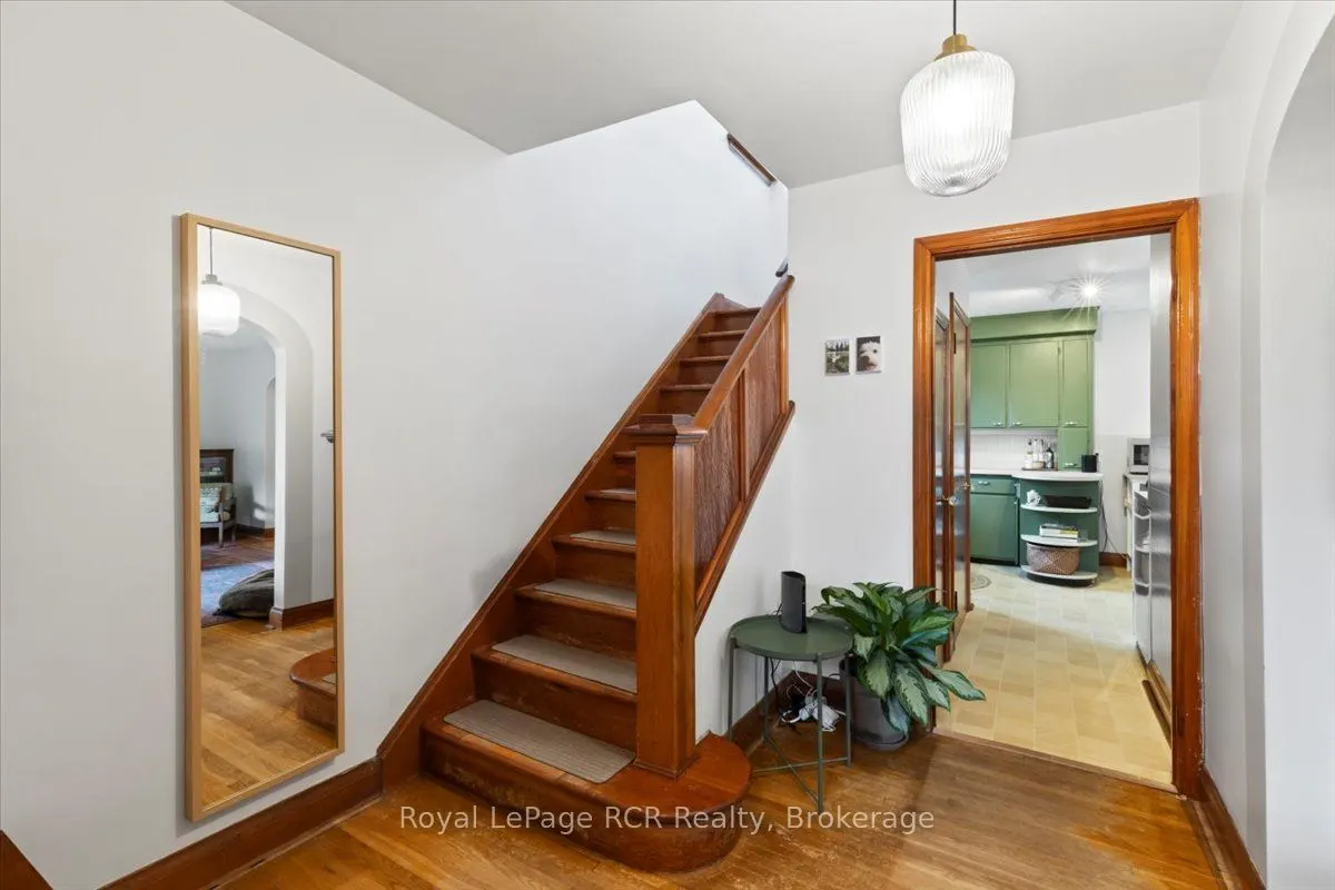 76 7th Street