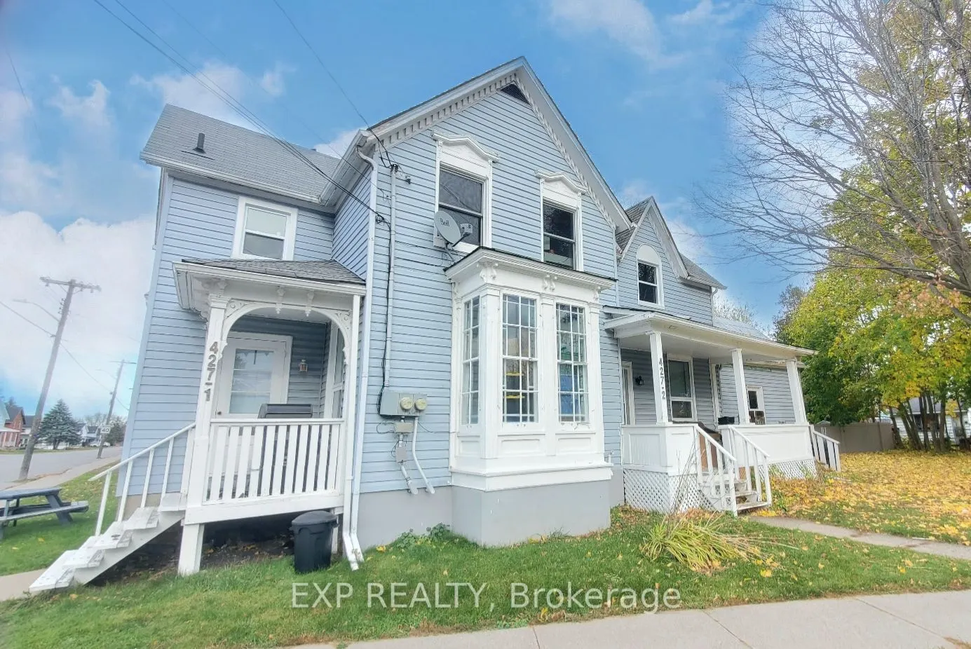 427 Victoria Street E