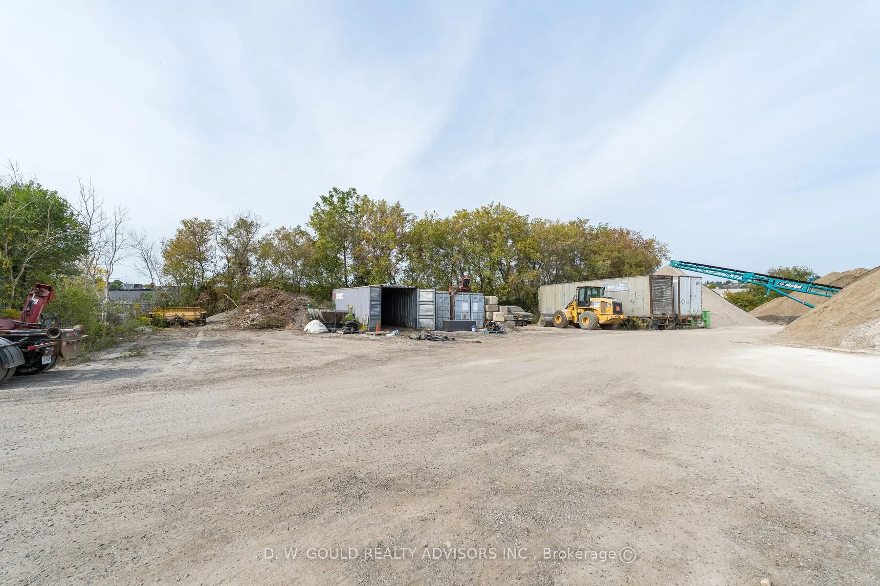 150 Victoria Road S