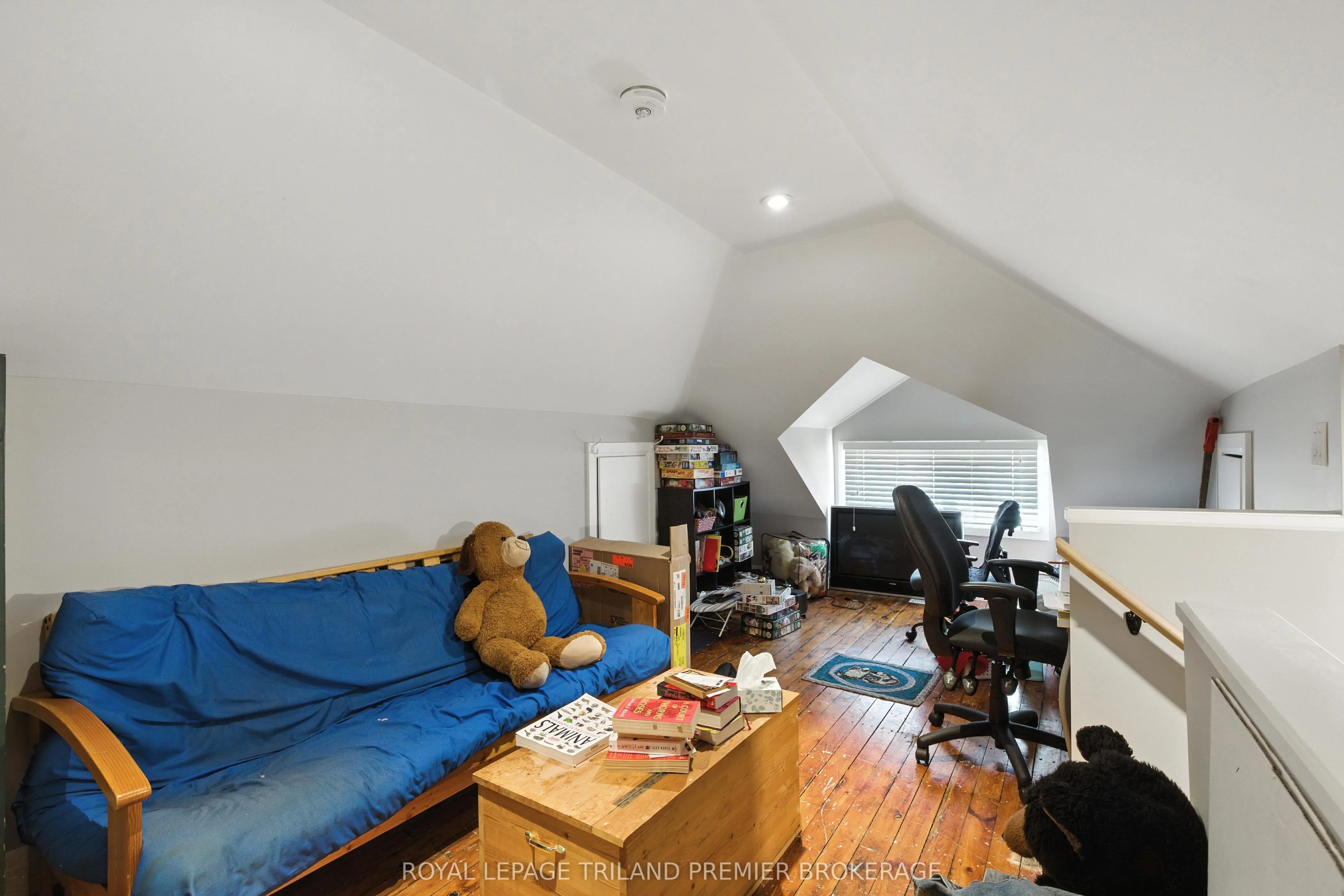 636 Queens Avenue