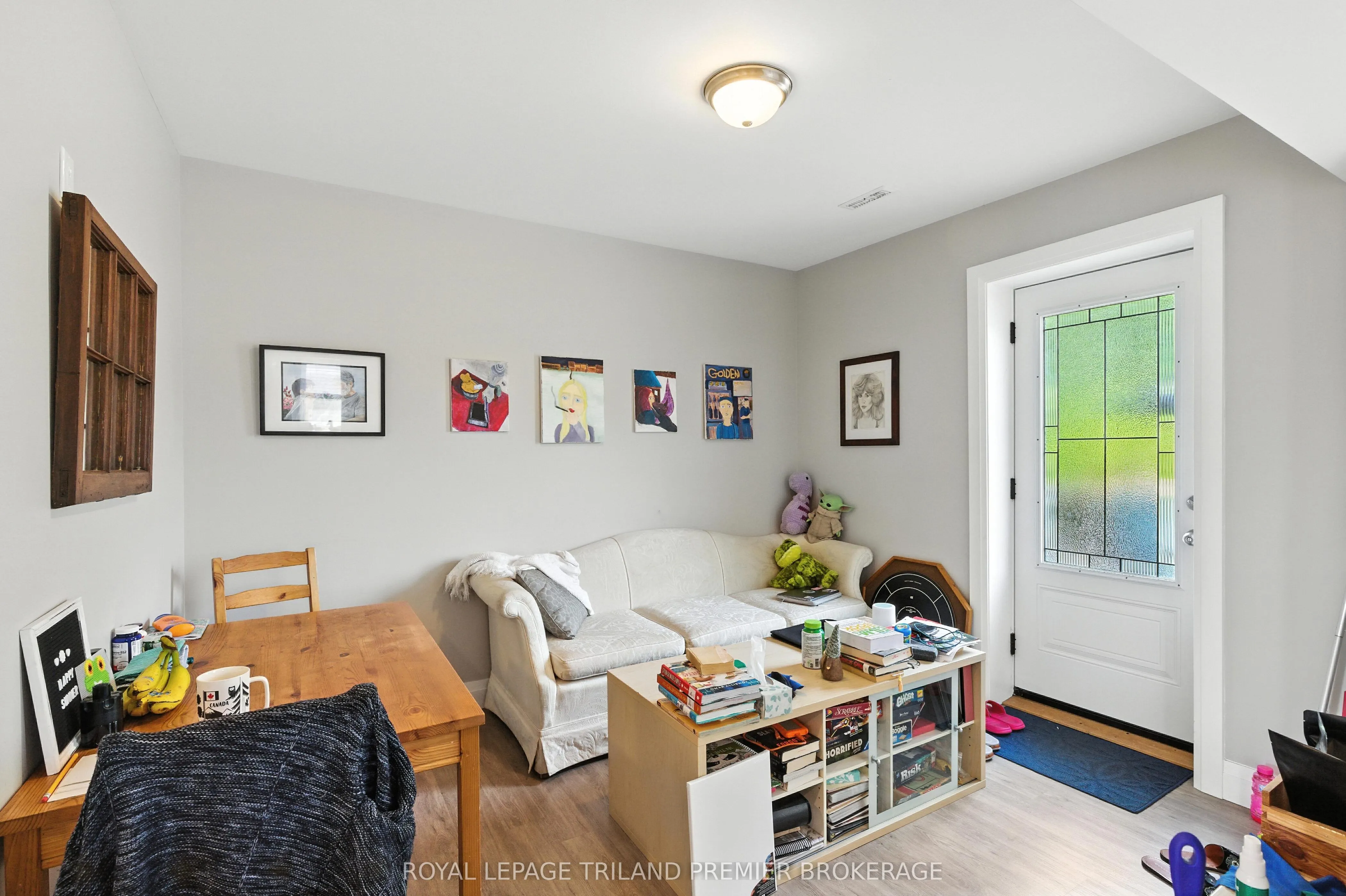 636 Queens Avenue