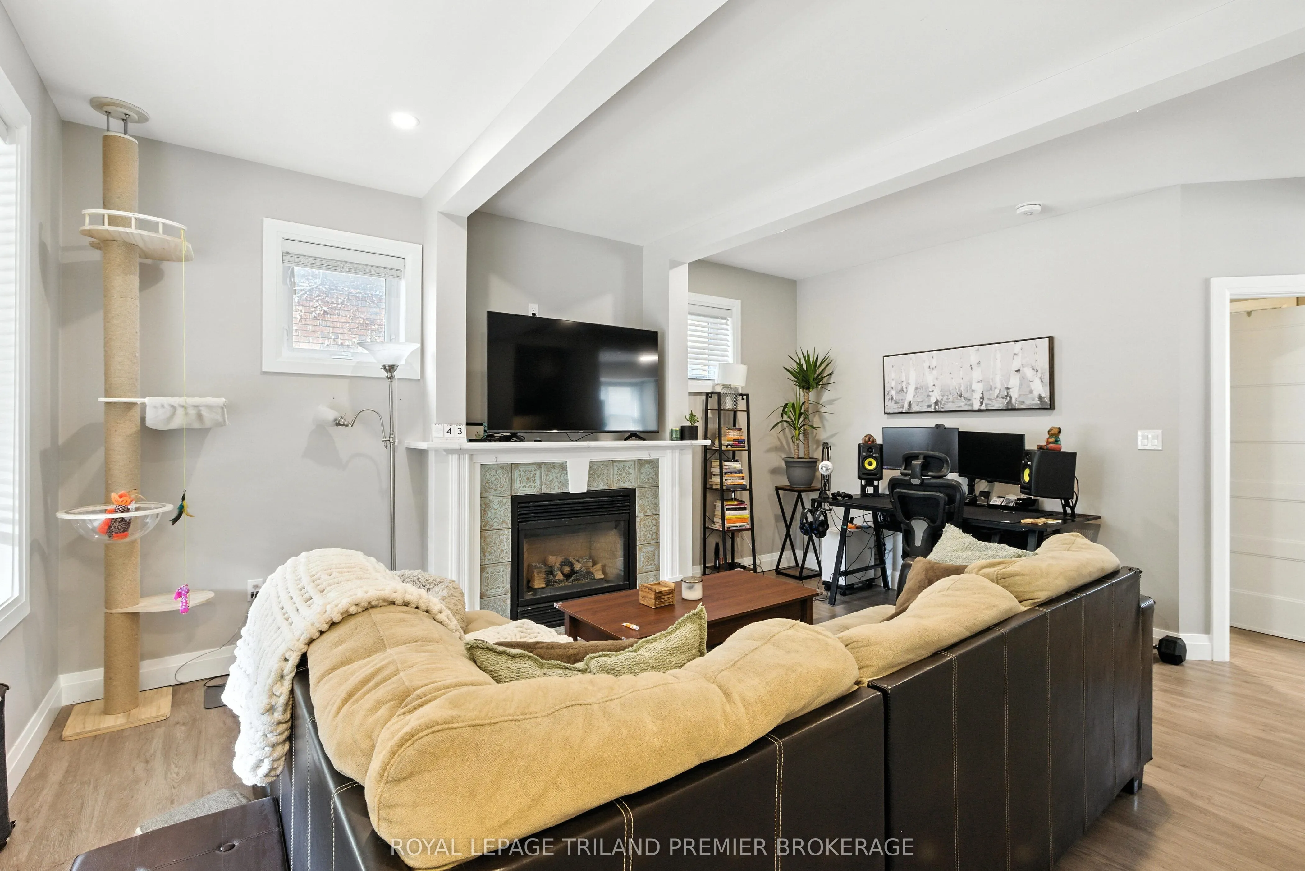 636 Queens Avenue