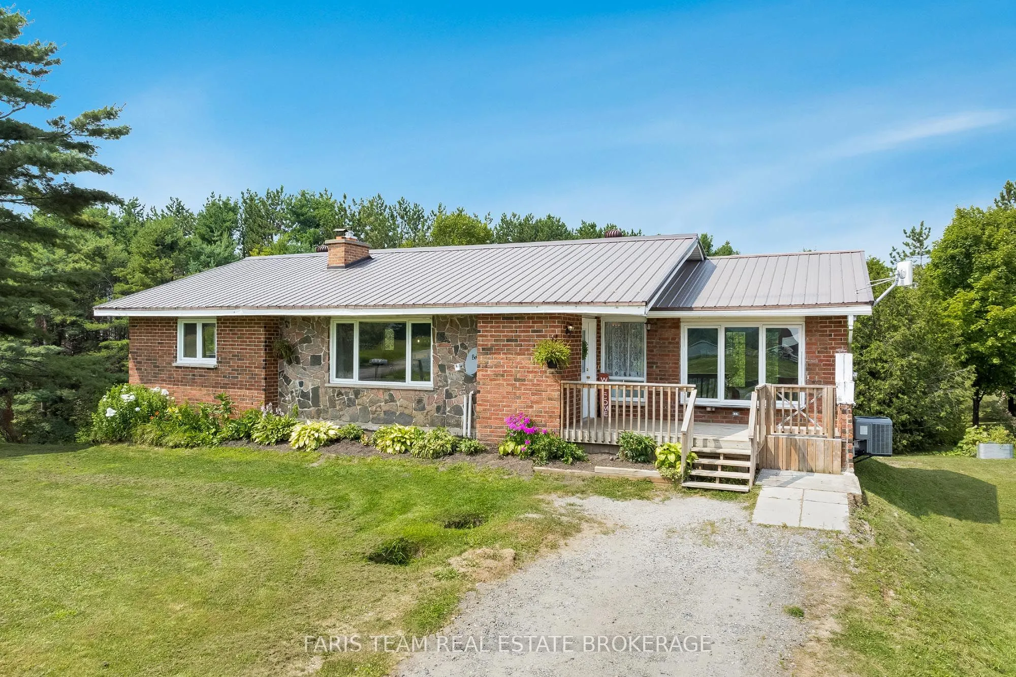 1105 Fraserburg Road