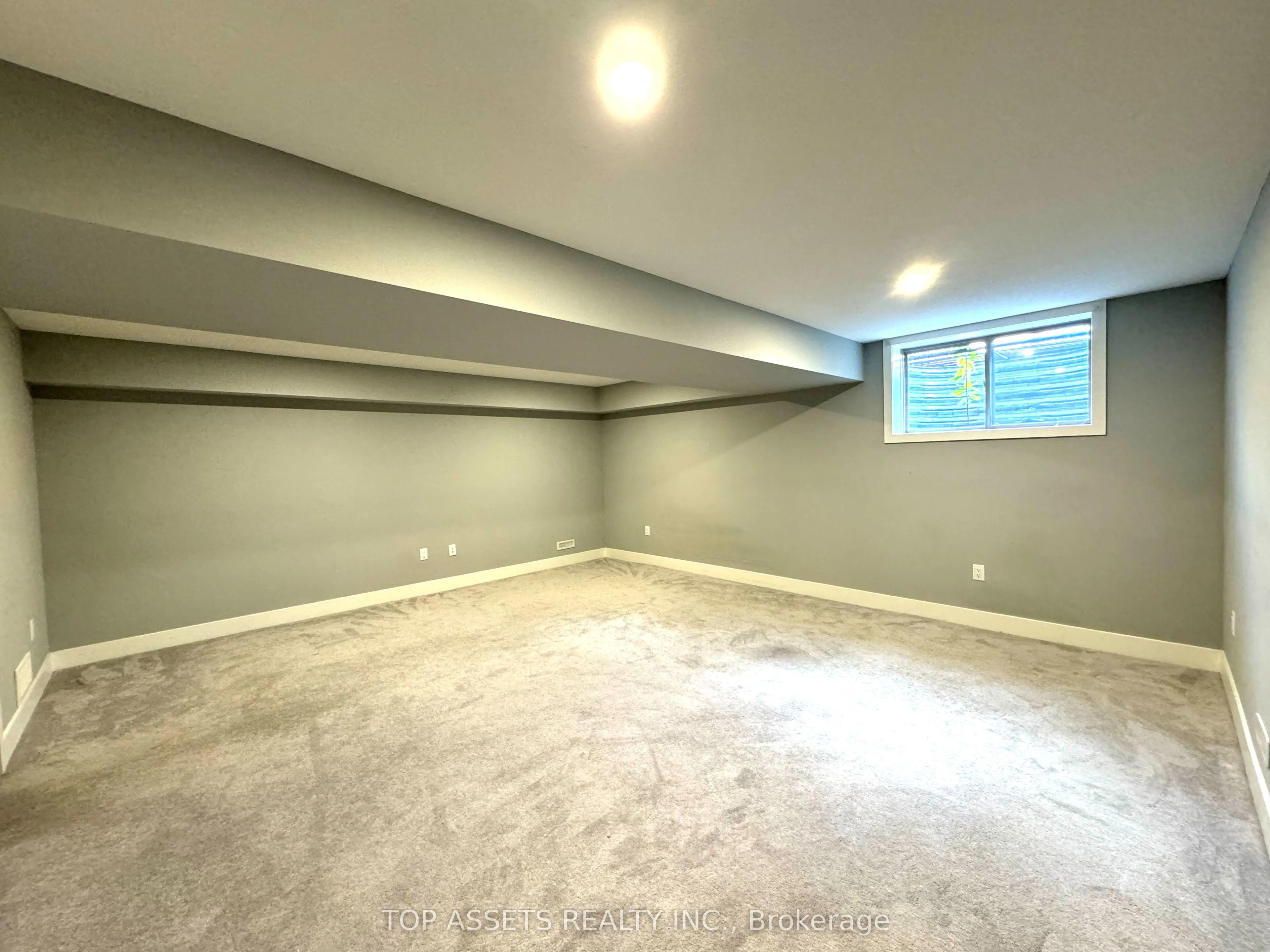 1375 Whetherfield St., #52