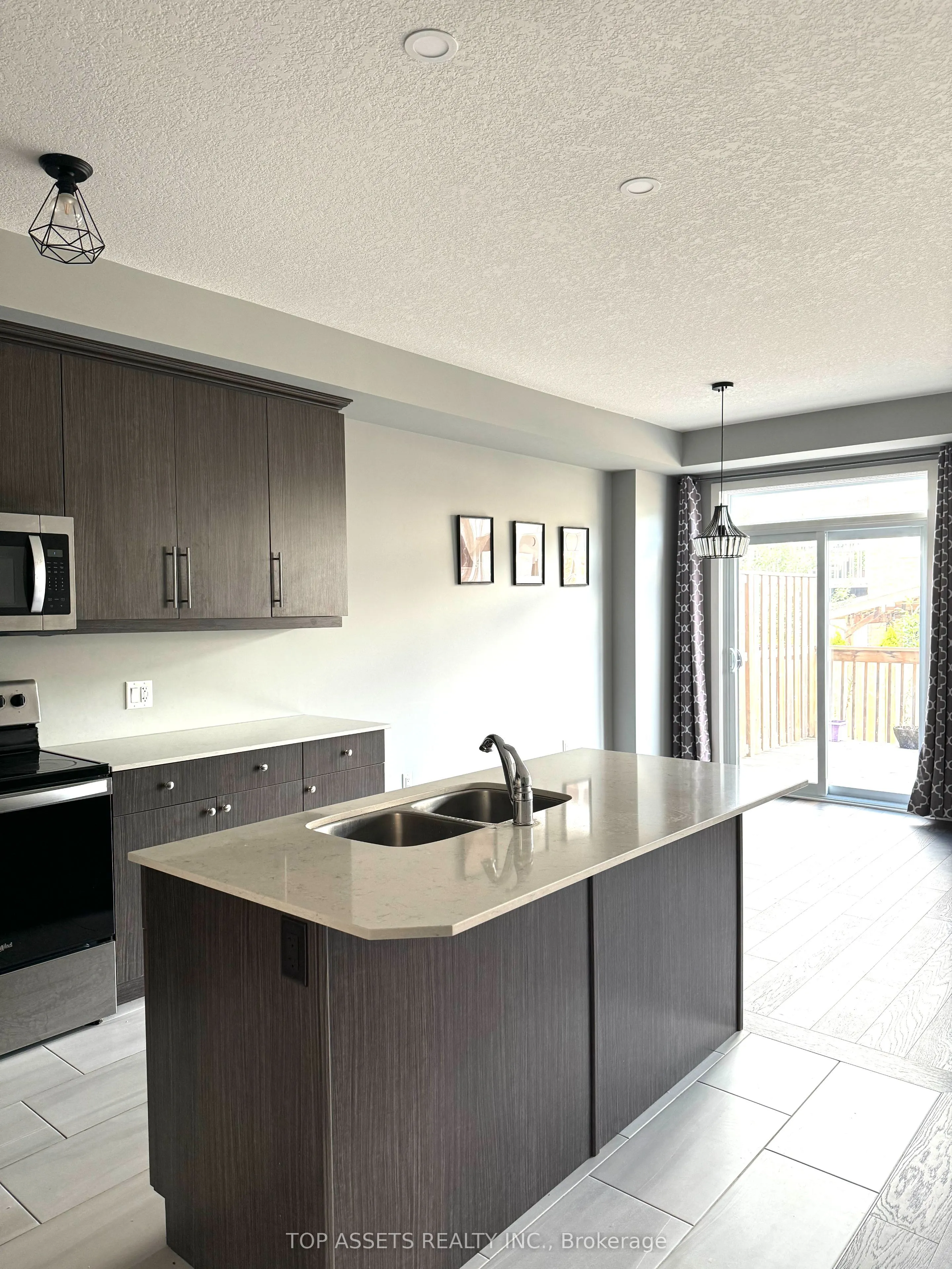 1375 Whetherfield St., #52