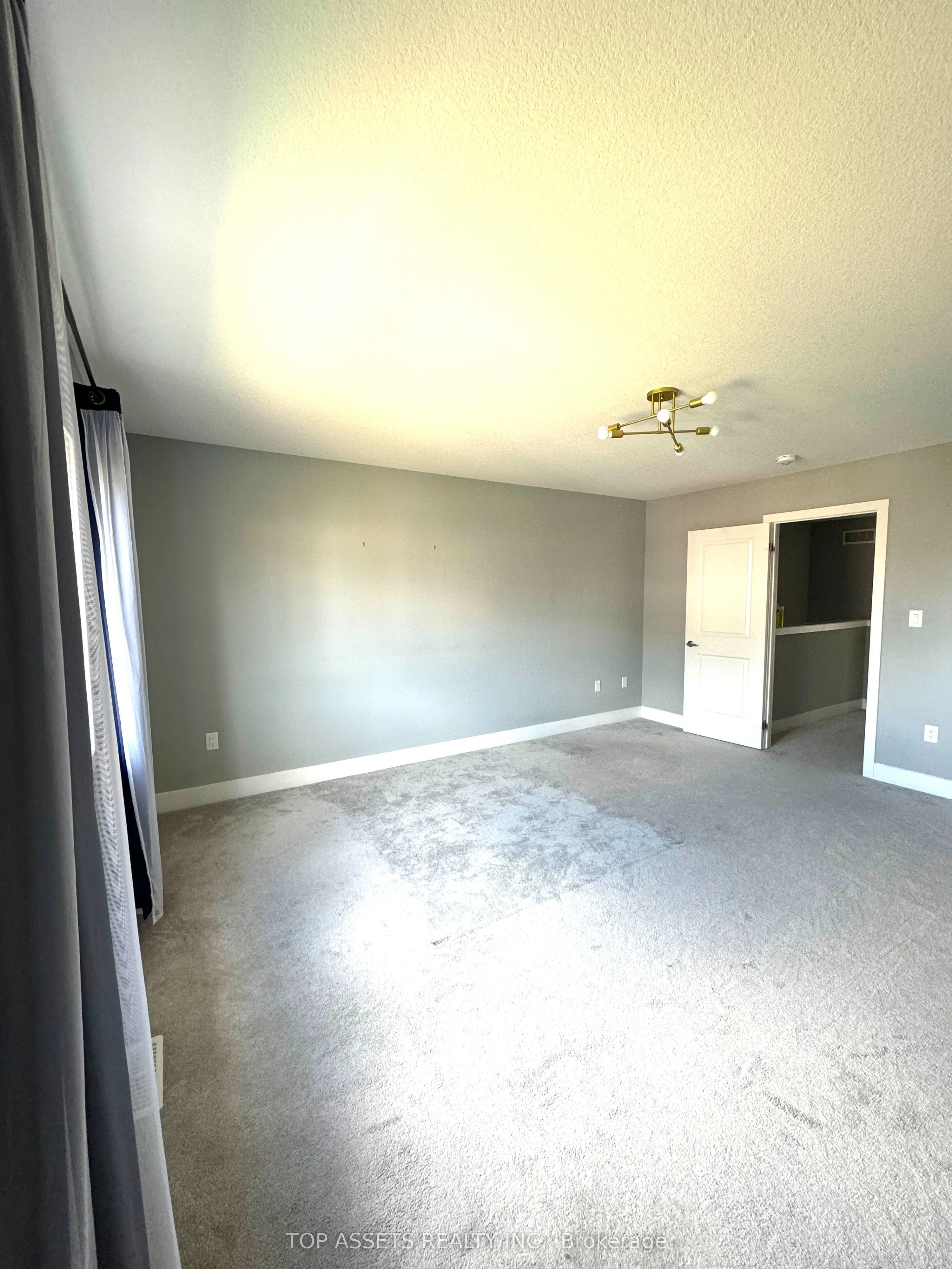 1375 Whetherfield St., #52