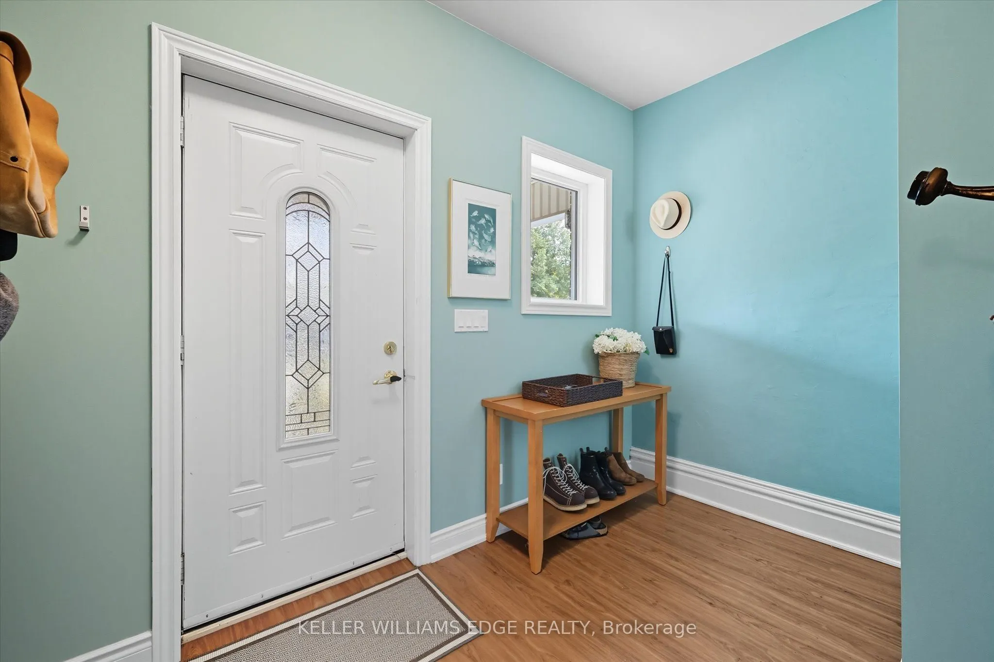 239 Rosslyn Avenue N