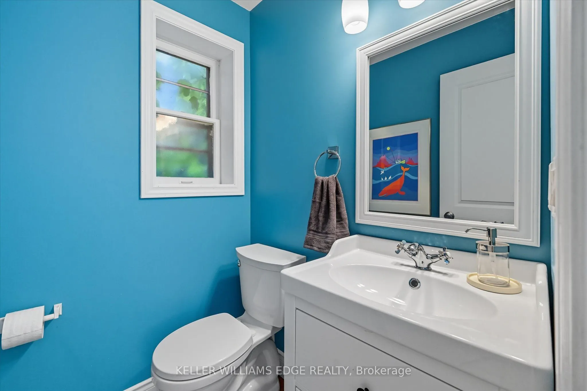 239 Rosslyn Avenue N