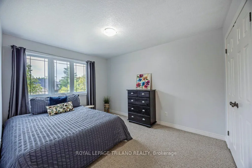 139 SKYLINE Avenue