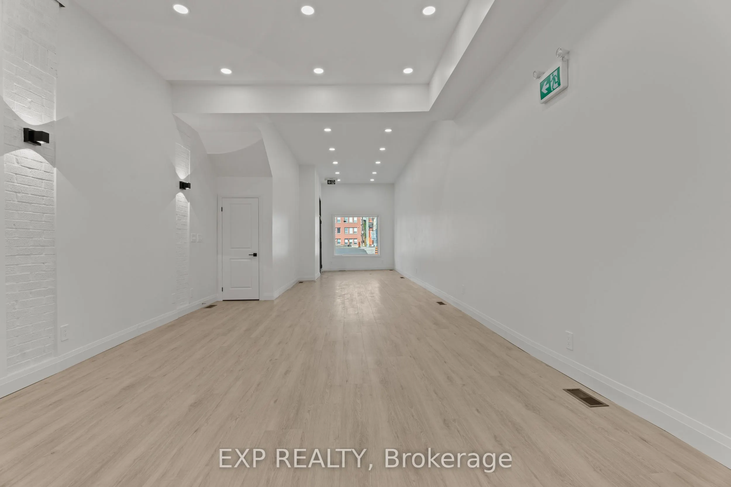 93 John Street S, #1
