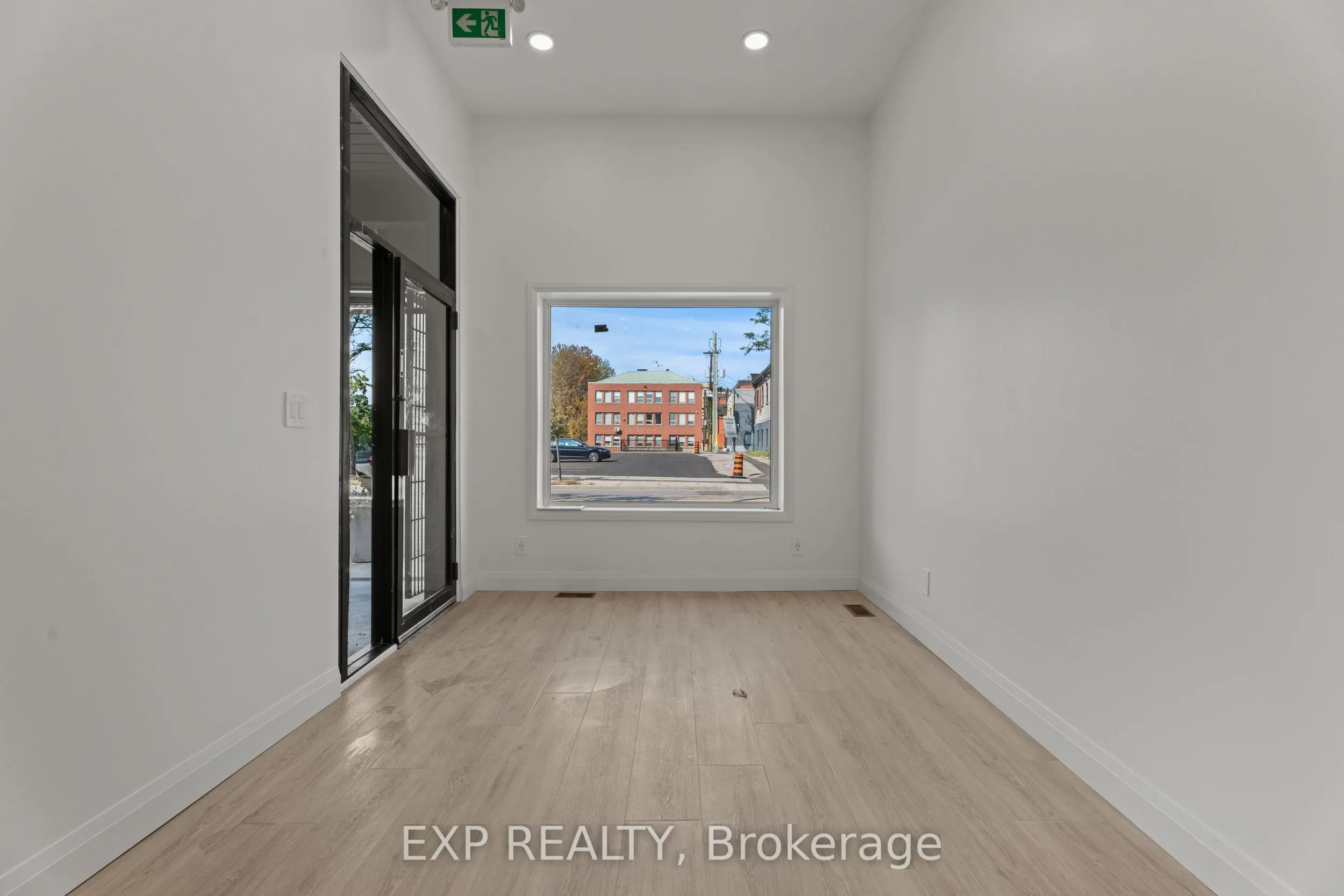 93 John Street S, #1