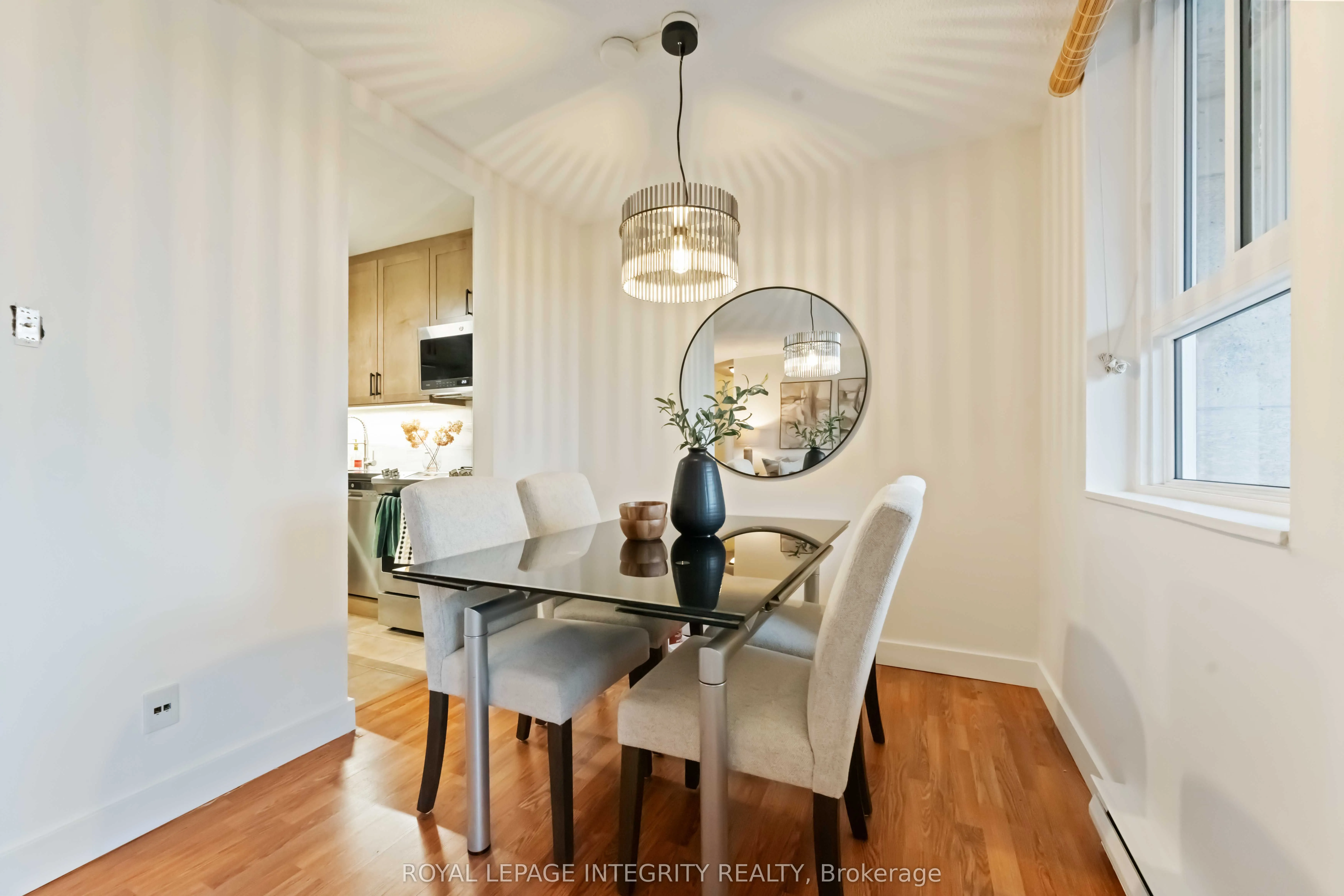 2000 Jasmine Crescent, #408