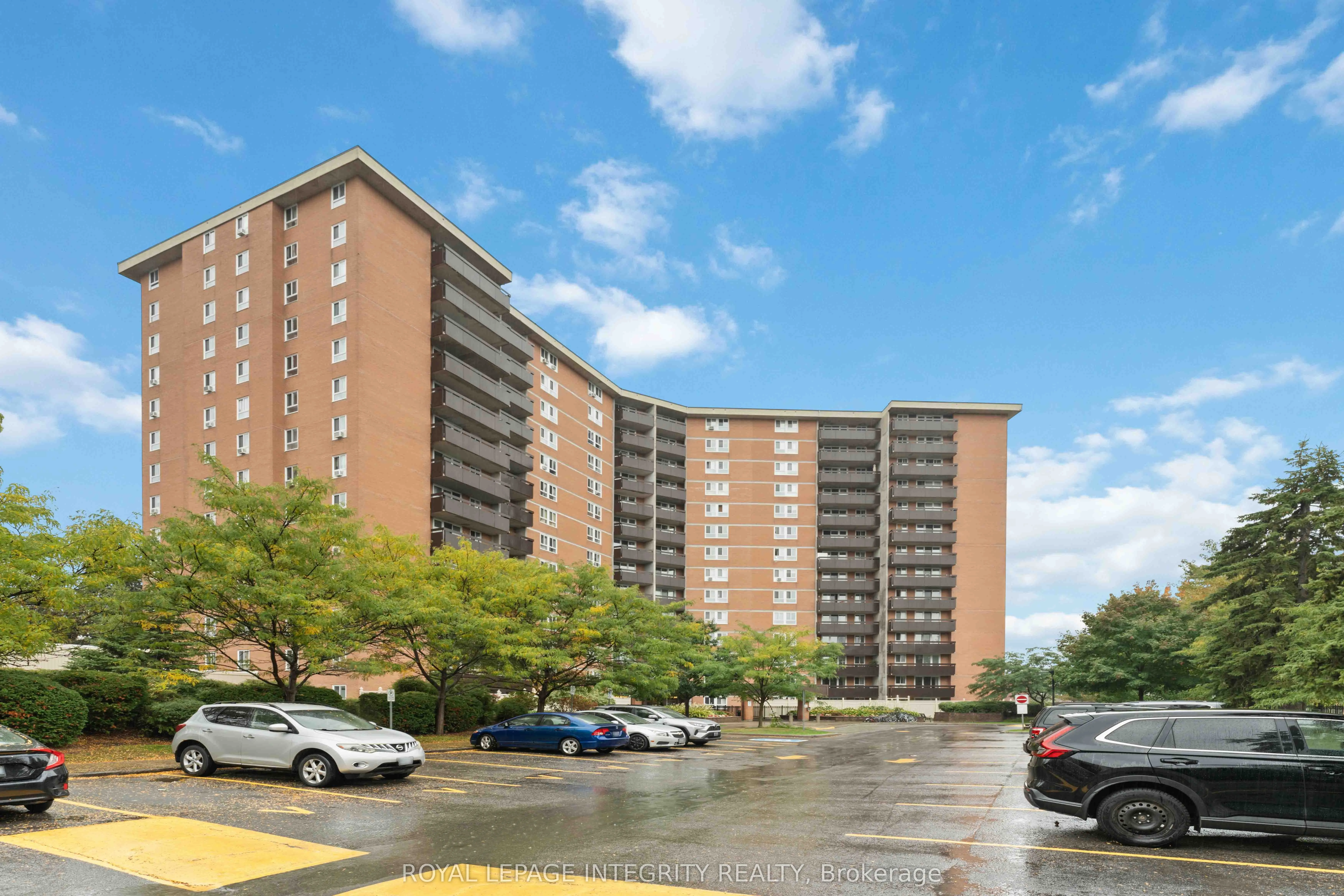 2000 Jasmine Crescent, #408