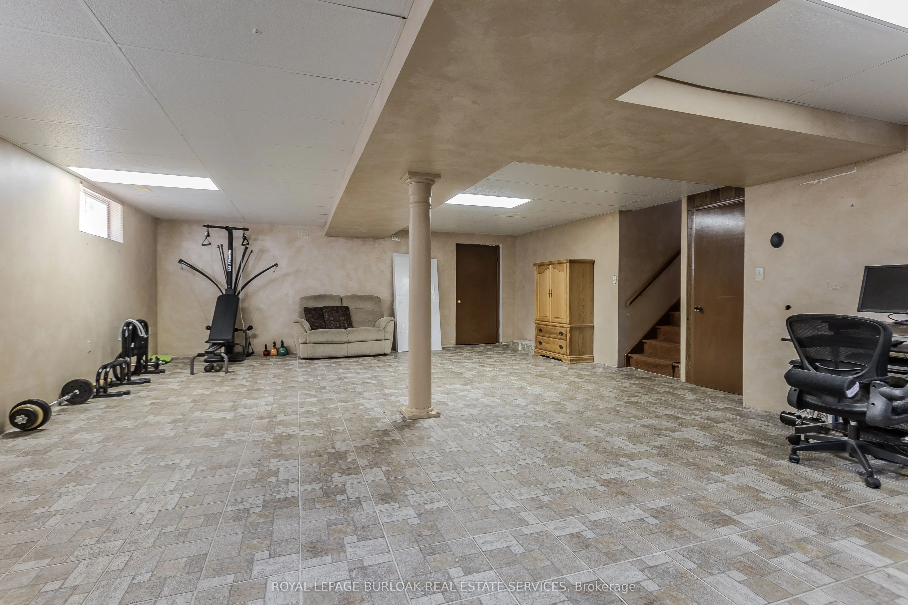 4871 Wellington Road 29