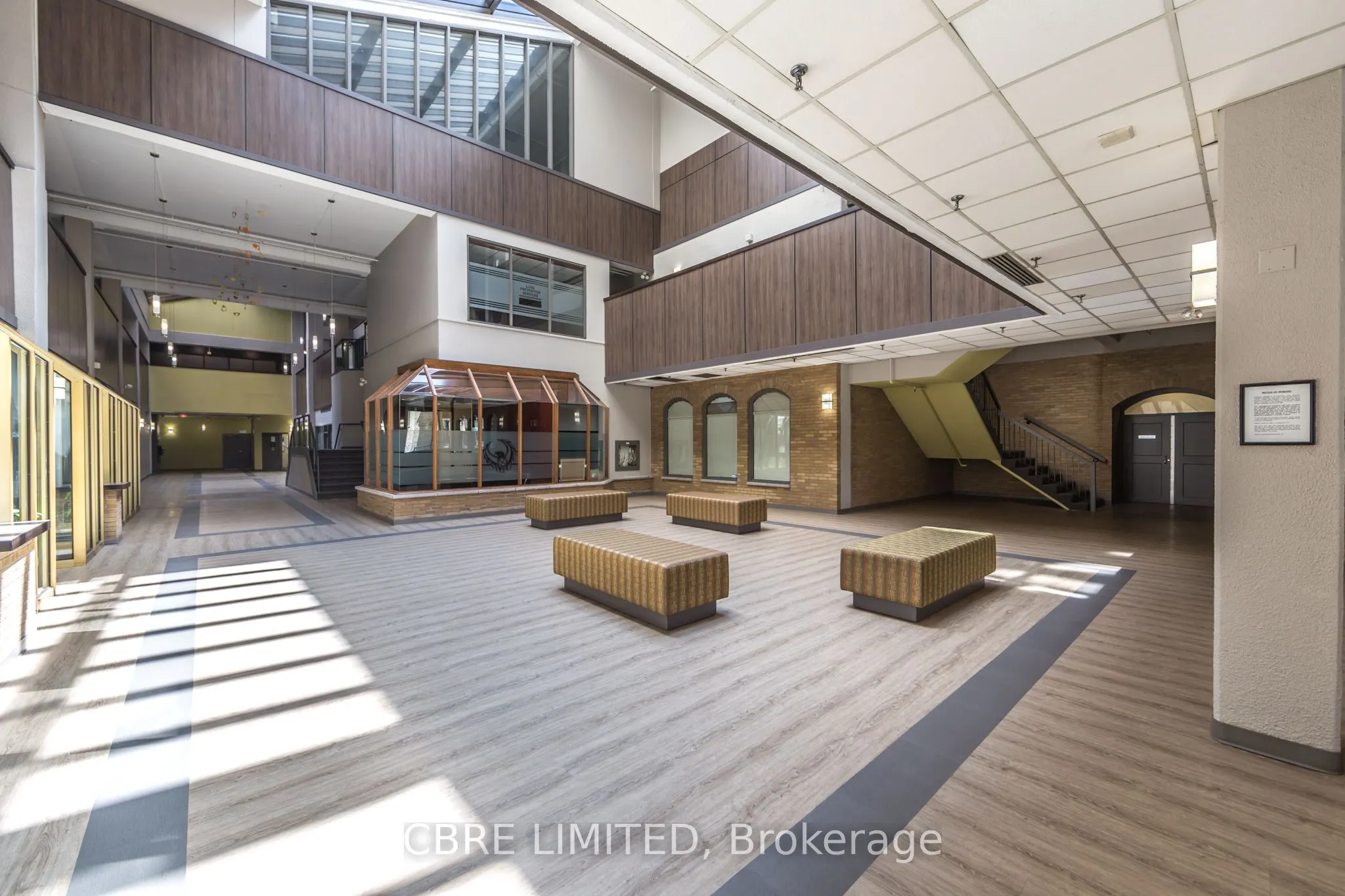 379 Dundas Street, #104-106