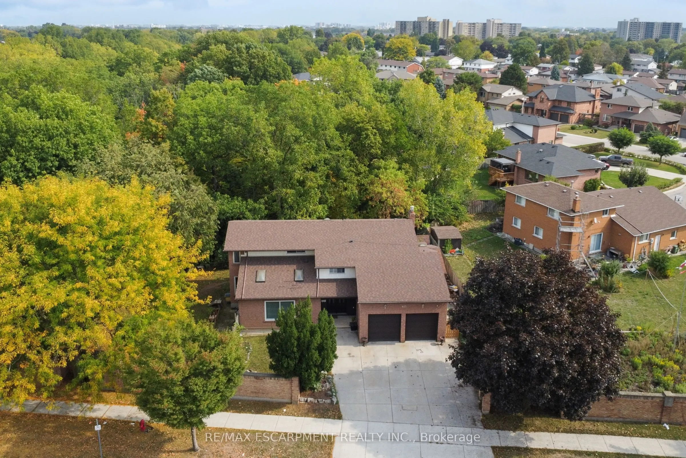 425 Greenhill Avenue