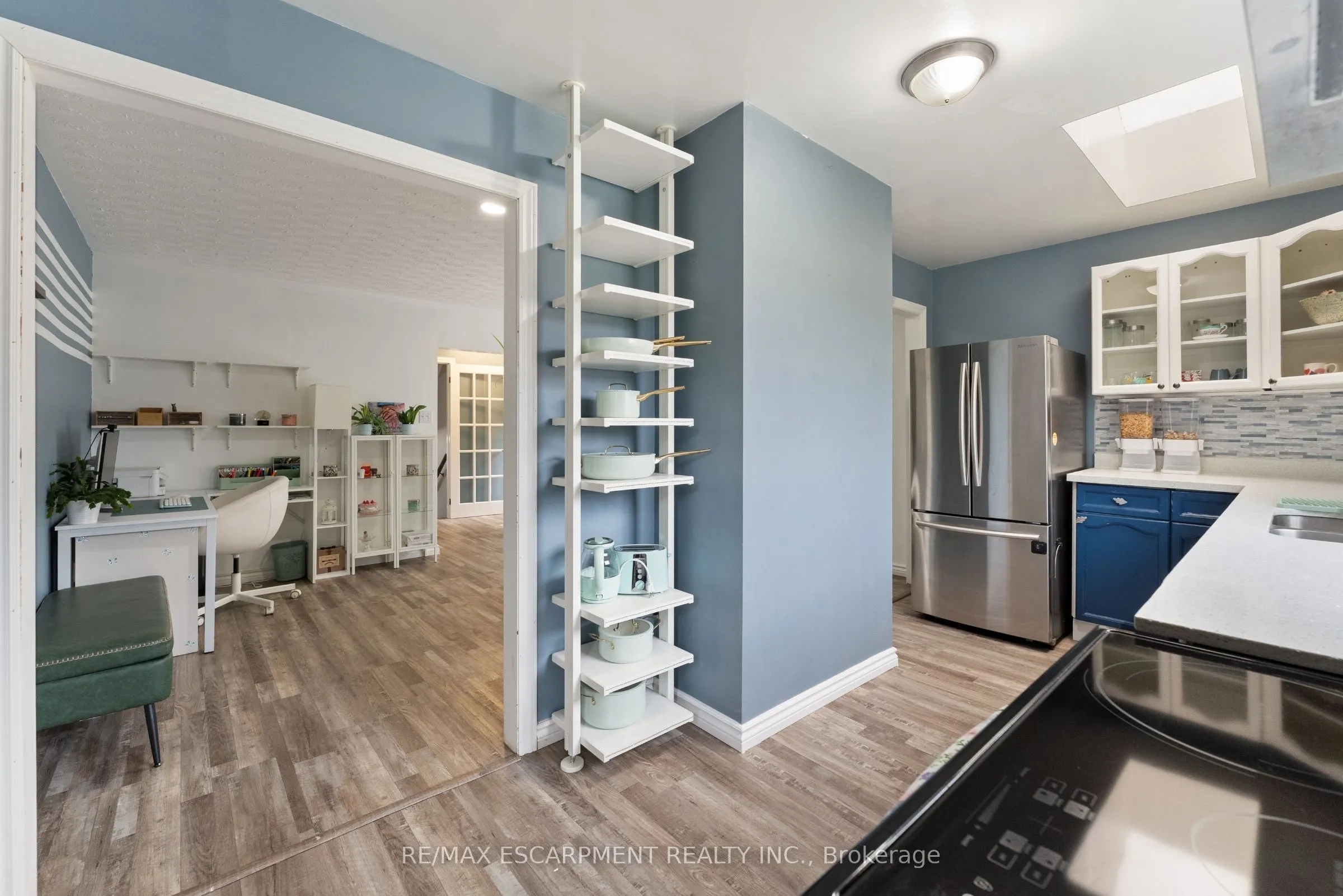 425 Greenhill Avenue