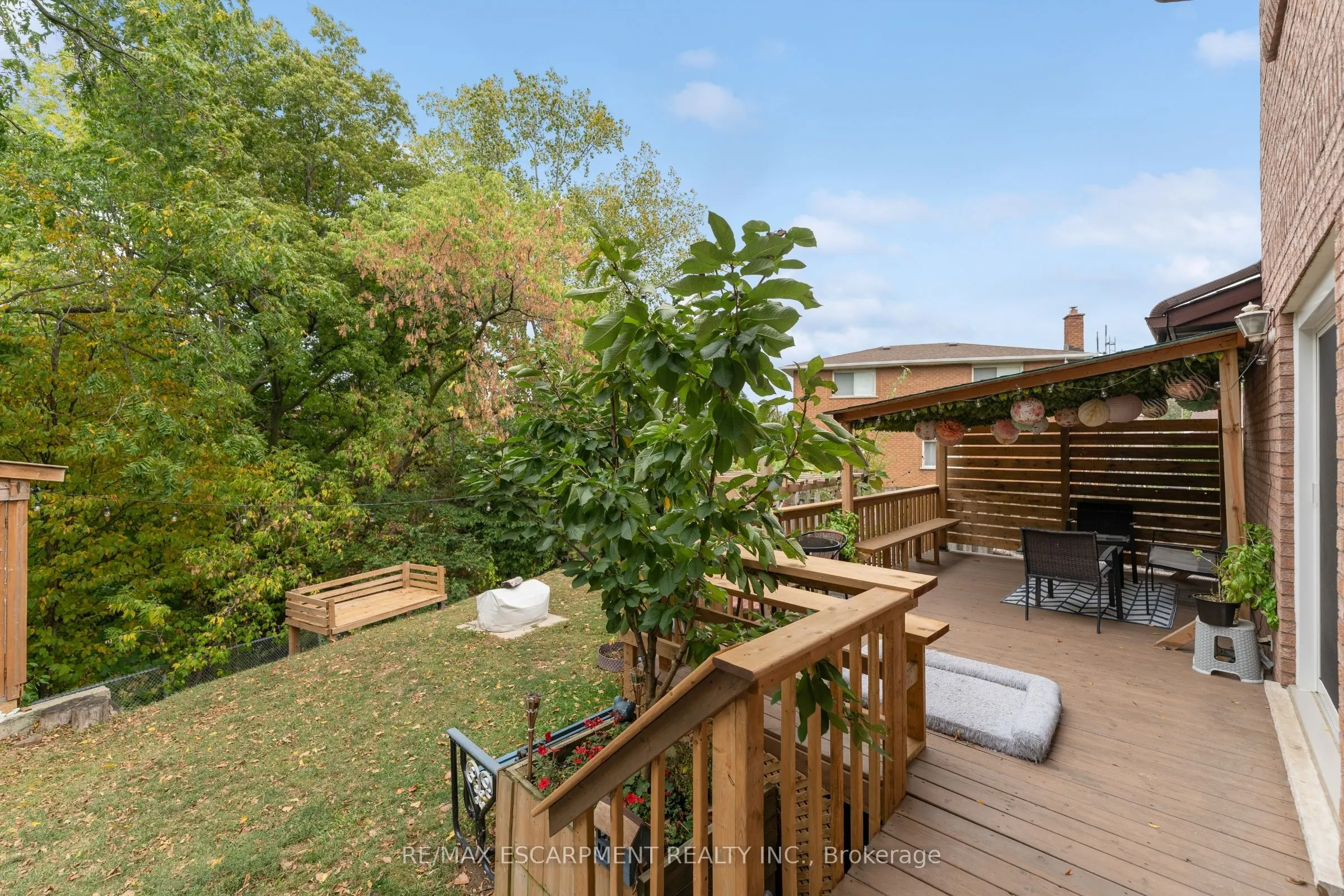 425 Greenhill Avenue