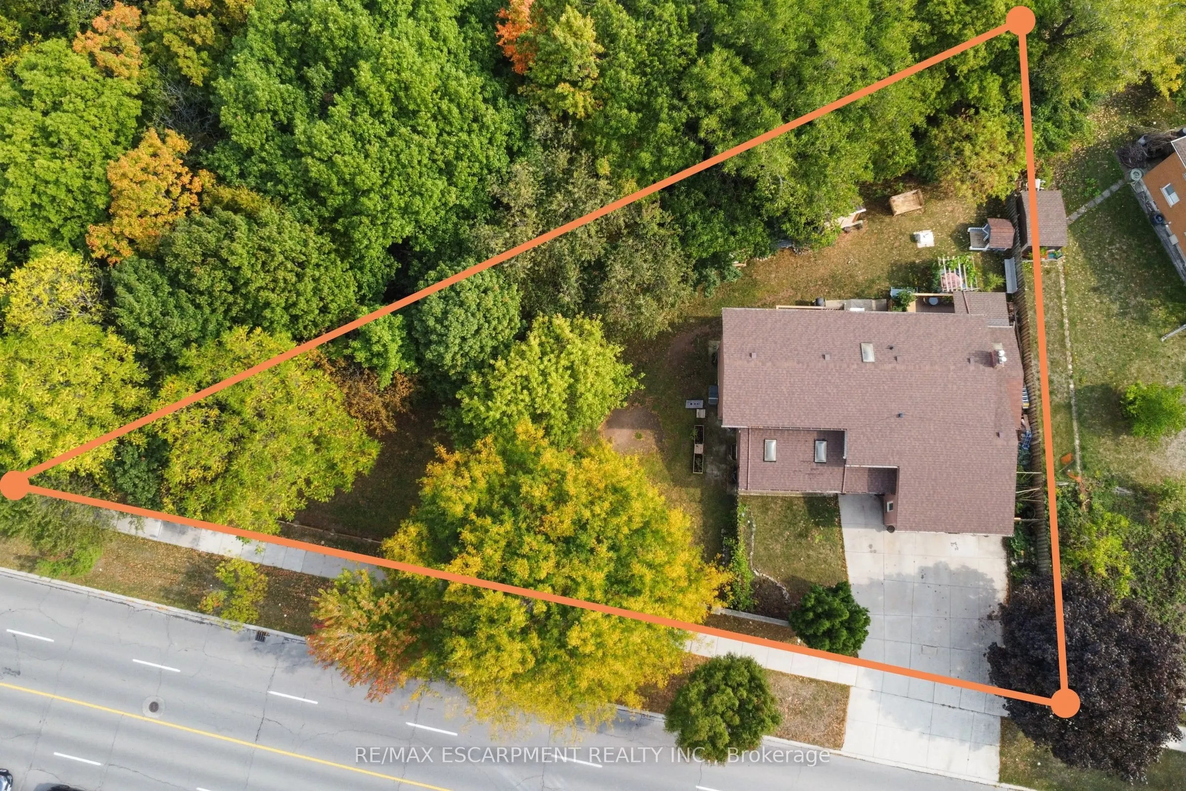 425 Greenhill Avenue