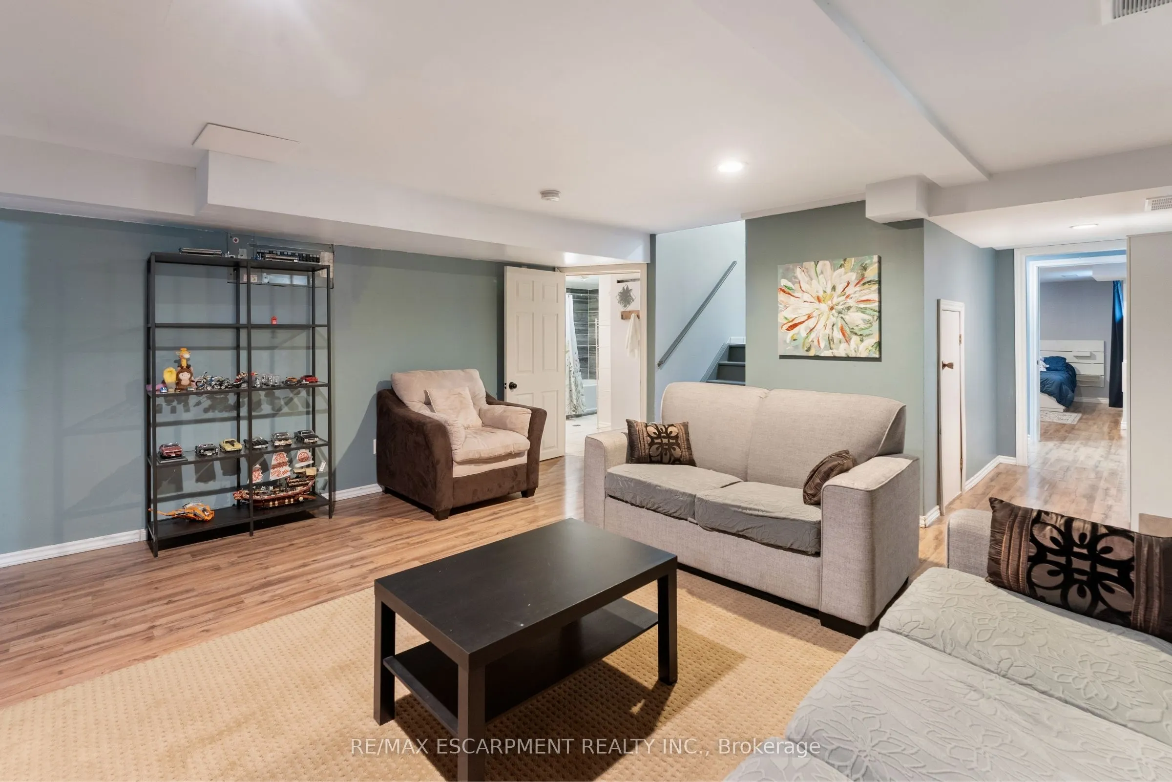 425 Greenhill Avenue