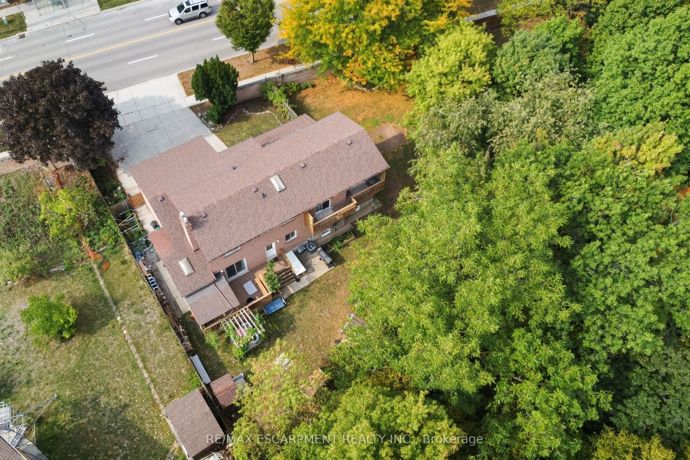 425 Greenhill Avenue