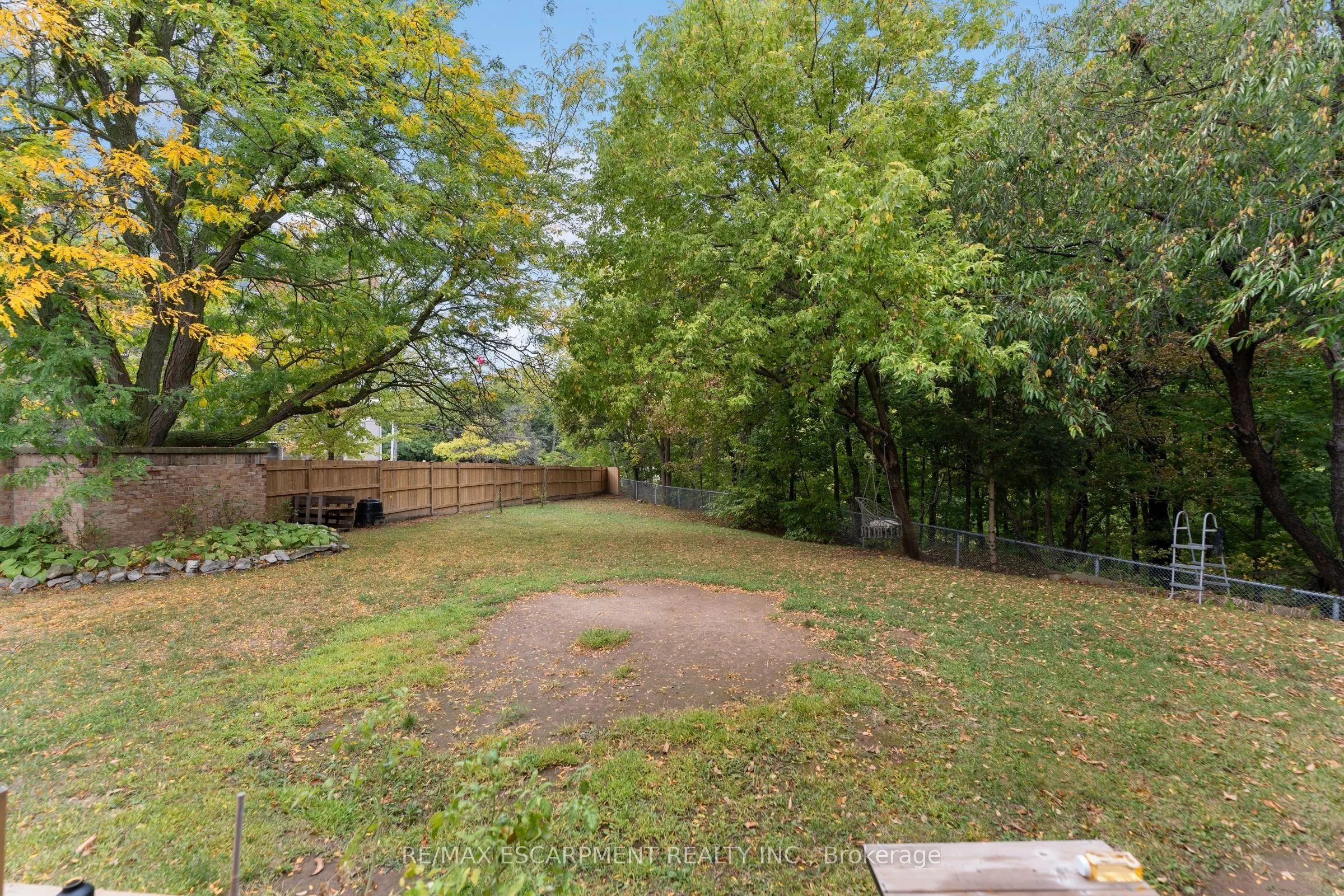 425 Greenhill Avenue