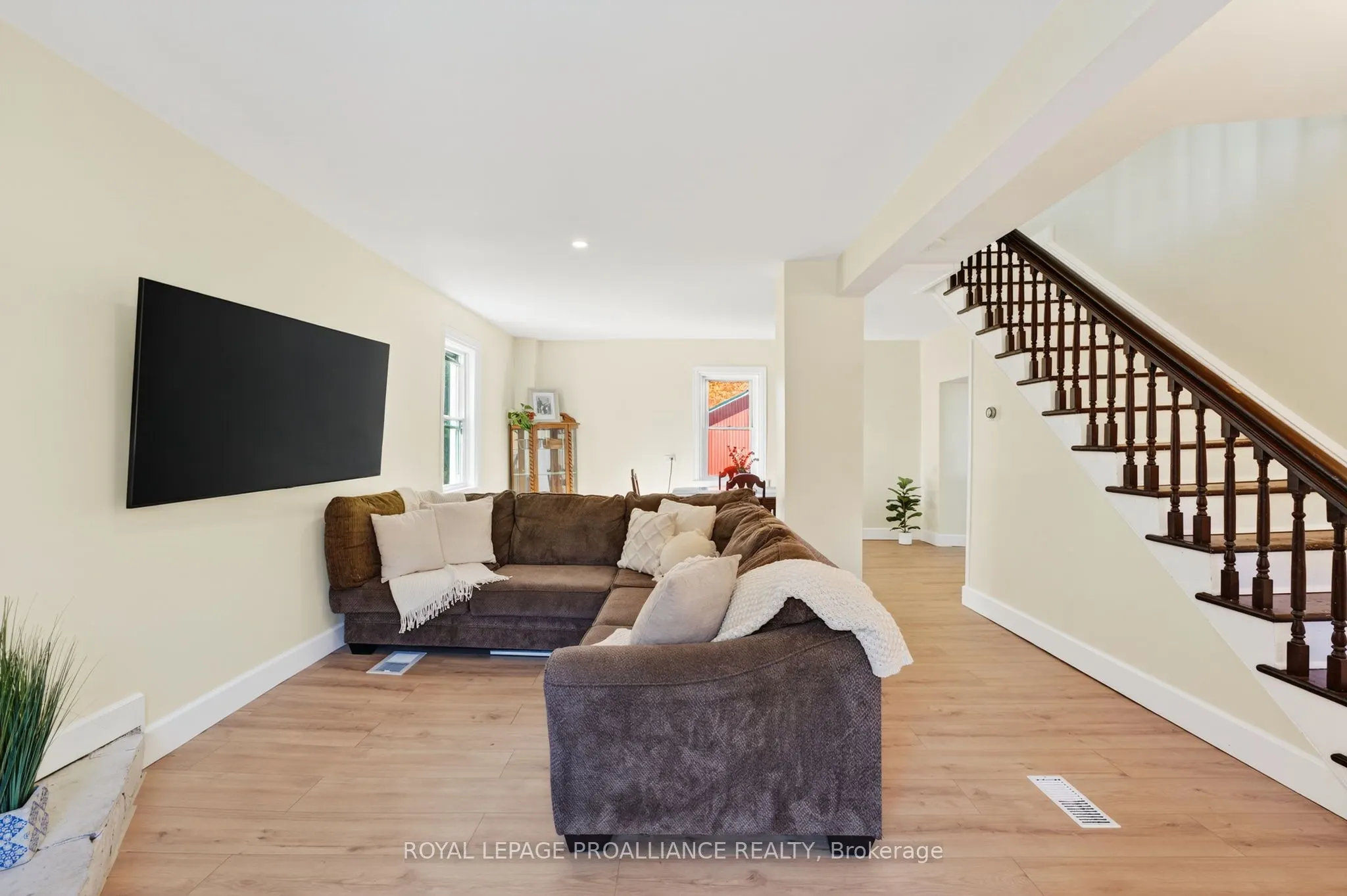 1103 Cronk Road