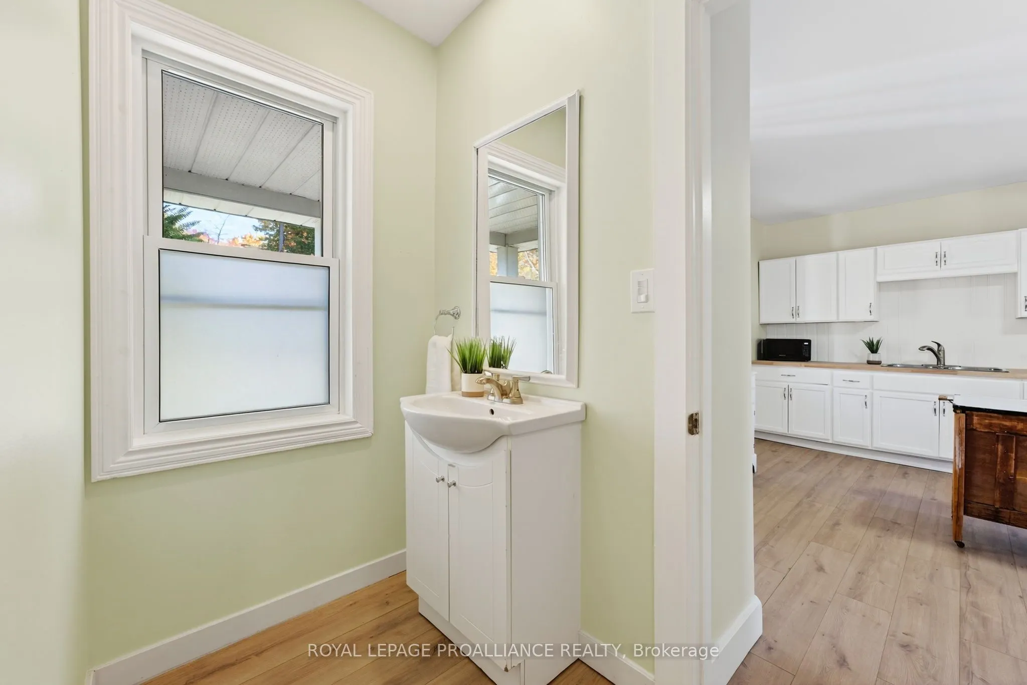 1103 Cronk Road