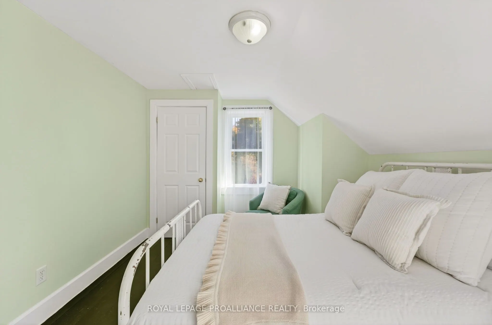 1103 Cronk Road