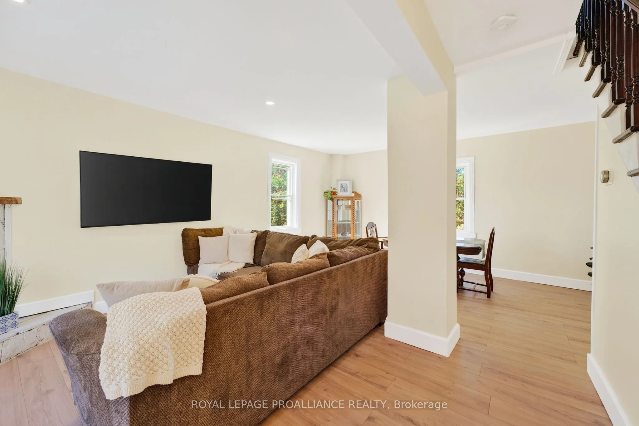1103 Cronk Road